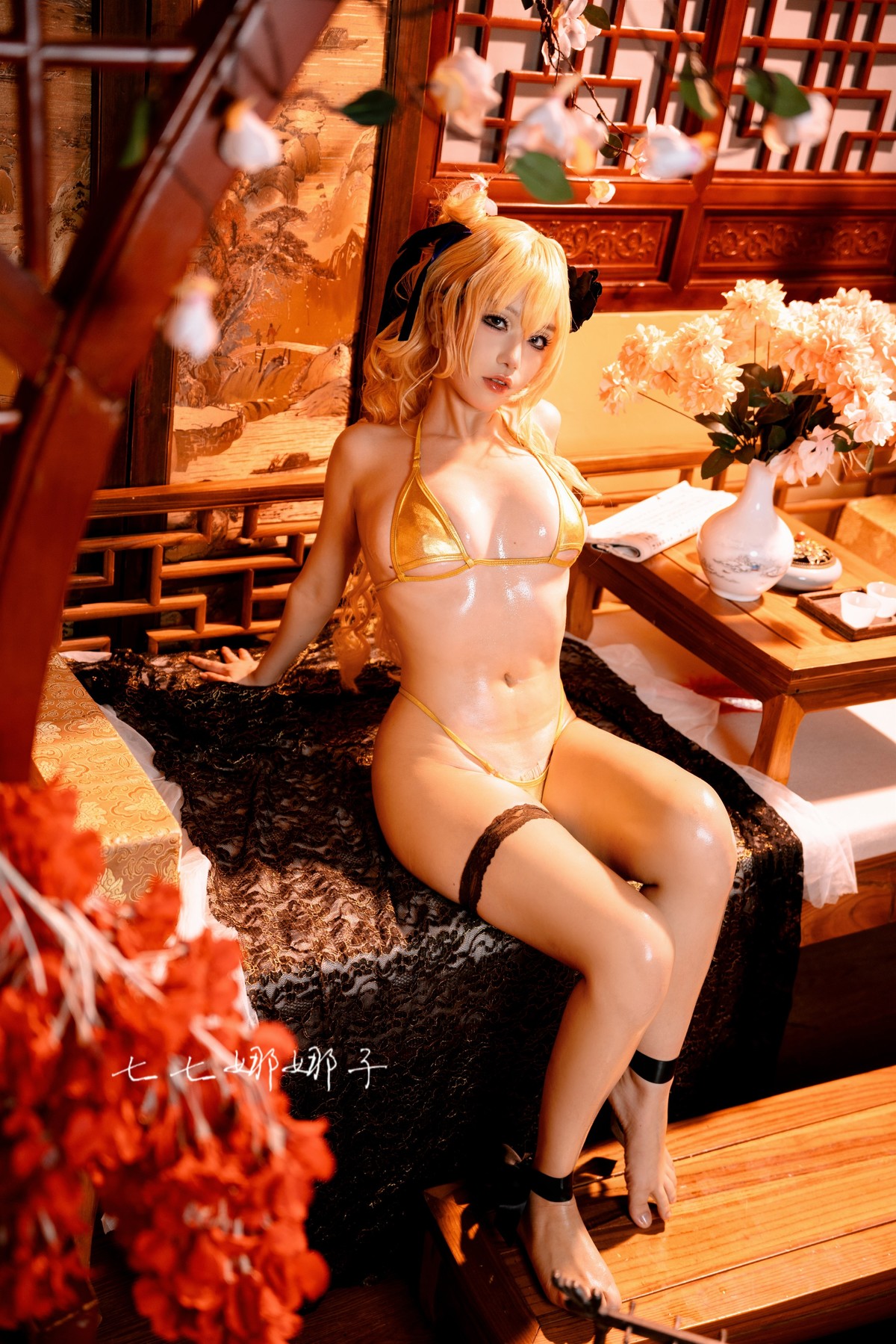 Cosplay 七七娜娜子 金莲 Gold Lily