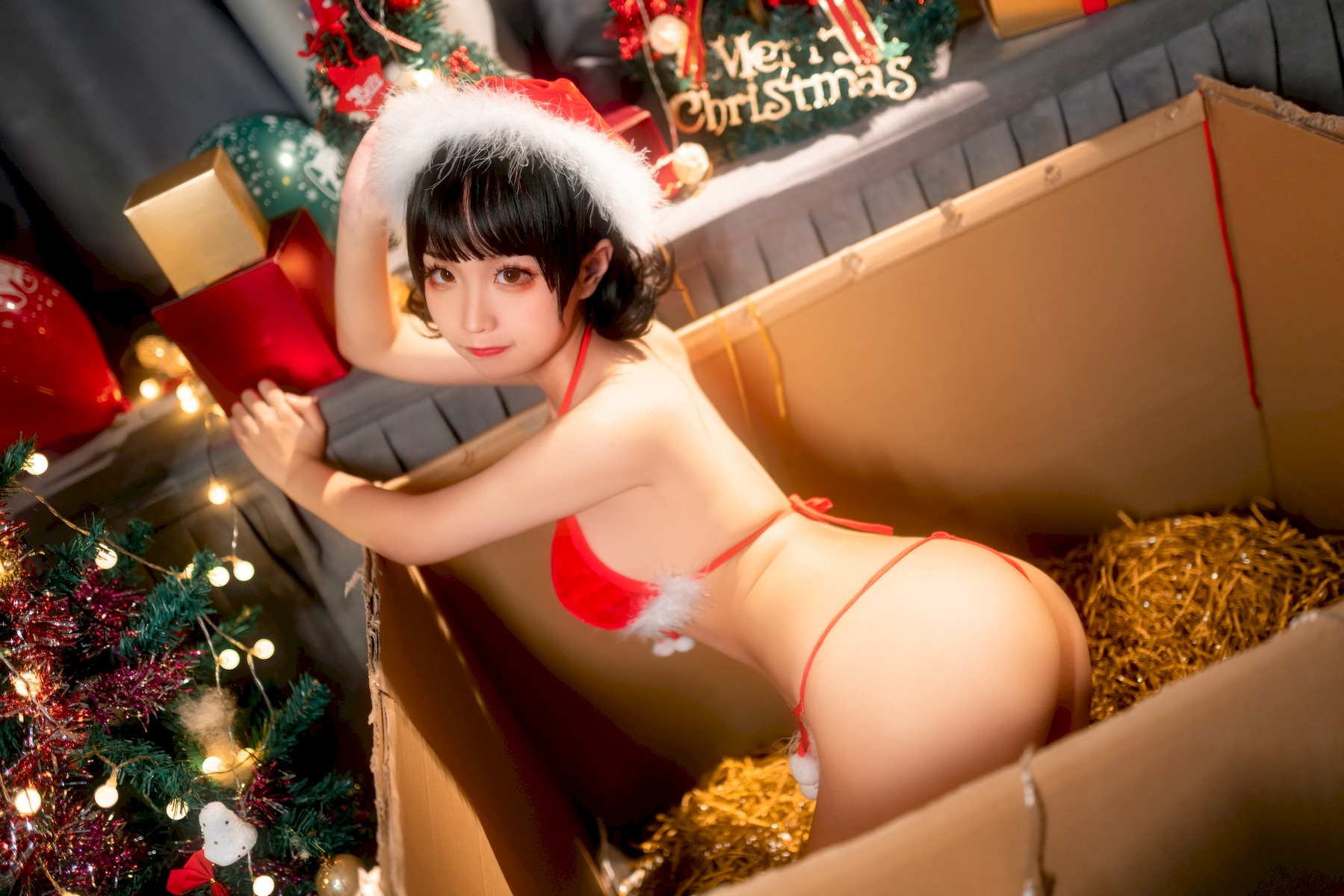 Cosplay 蠢沫沫 Chunmomo 圣诞箱子