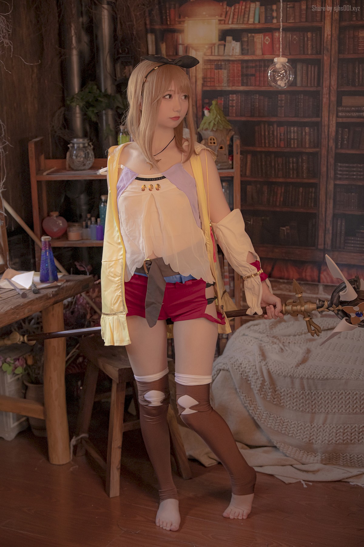 Cosplay Nagisa魔物喵 莱莎的炼金工房