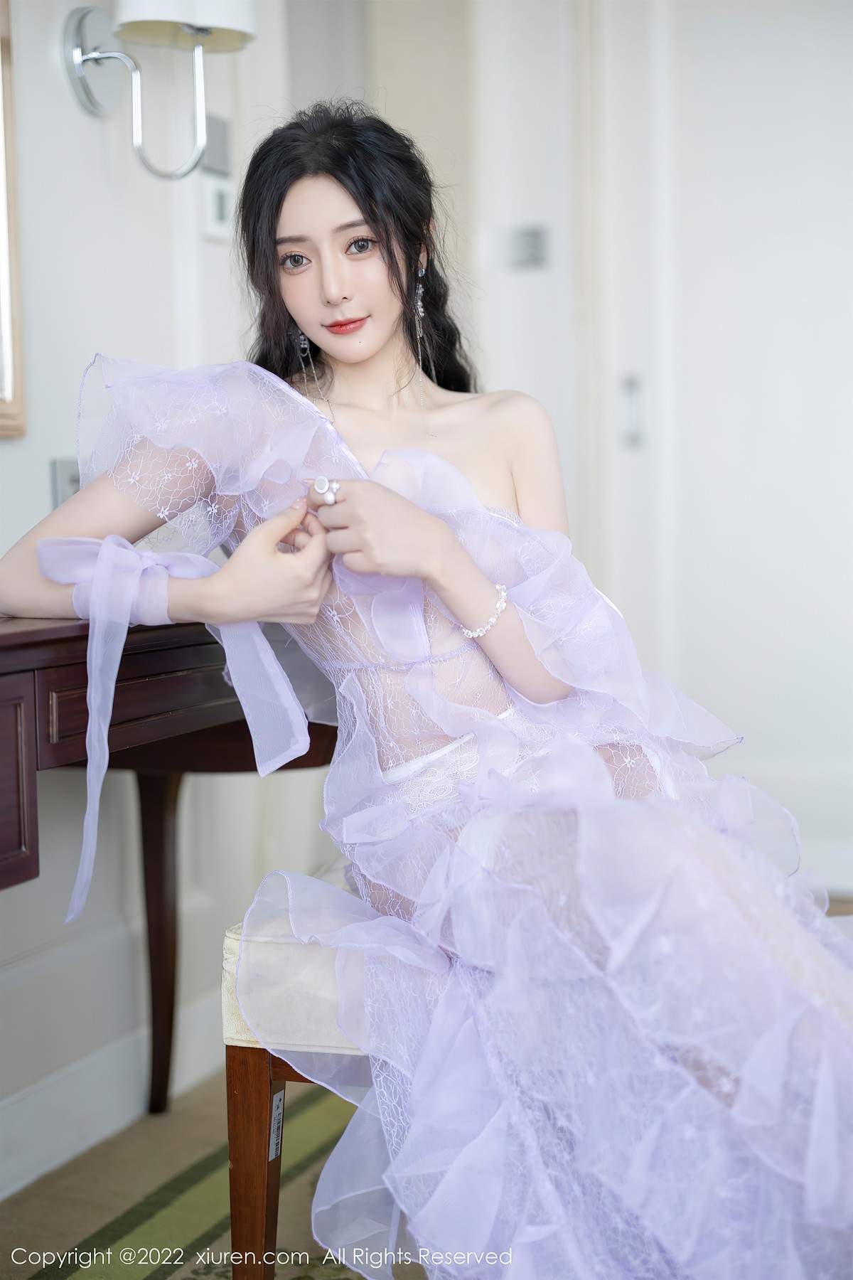 [XiuRen秀人网] No.4949 王馨瑶yanni