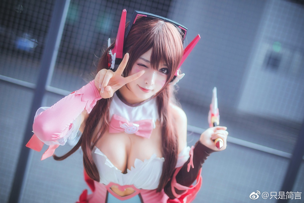 只是简言 Cosplay Magica D.Va