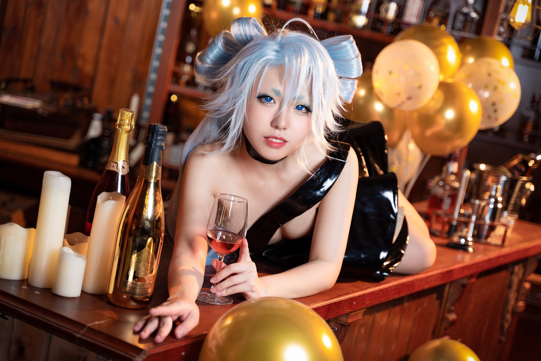 虎森森 Cosplay 香槟怪盗