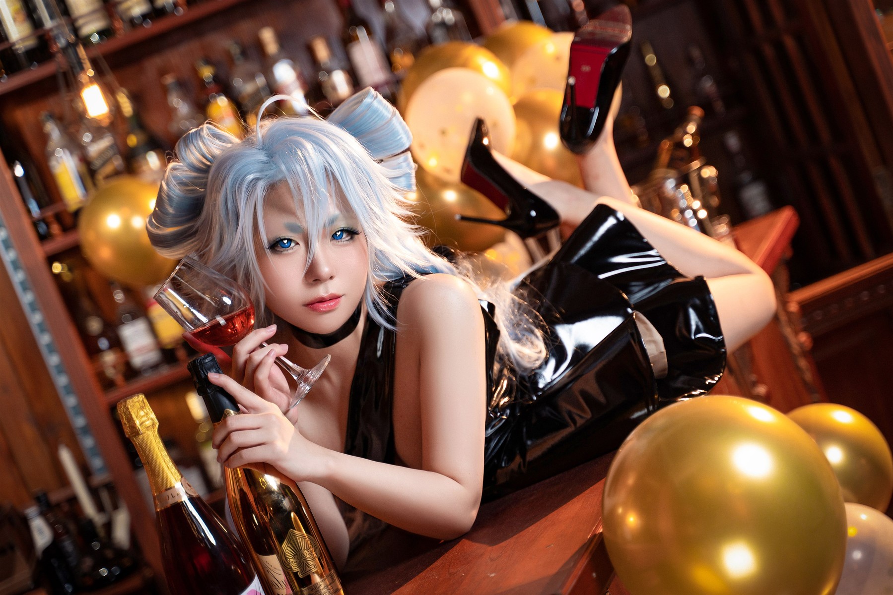 虎森森 Cosplay 香槟怪盗
