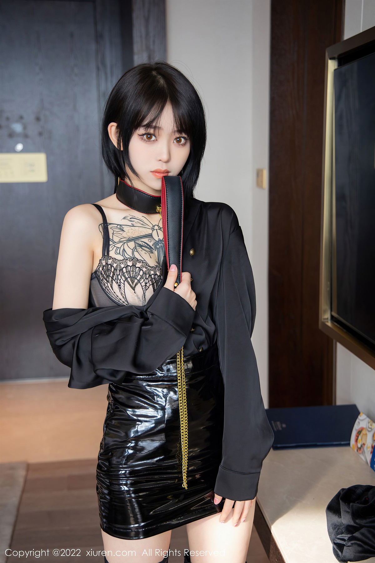 [XiuRen秀人网] No.4927 奶瓶
