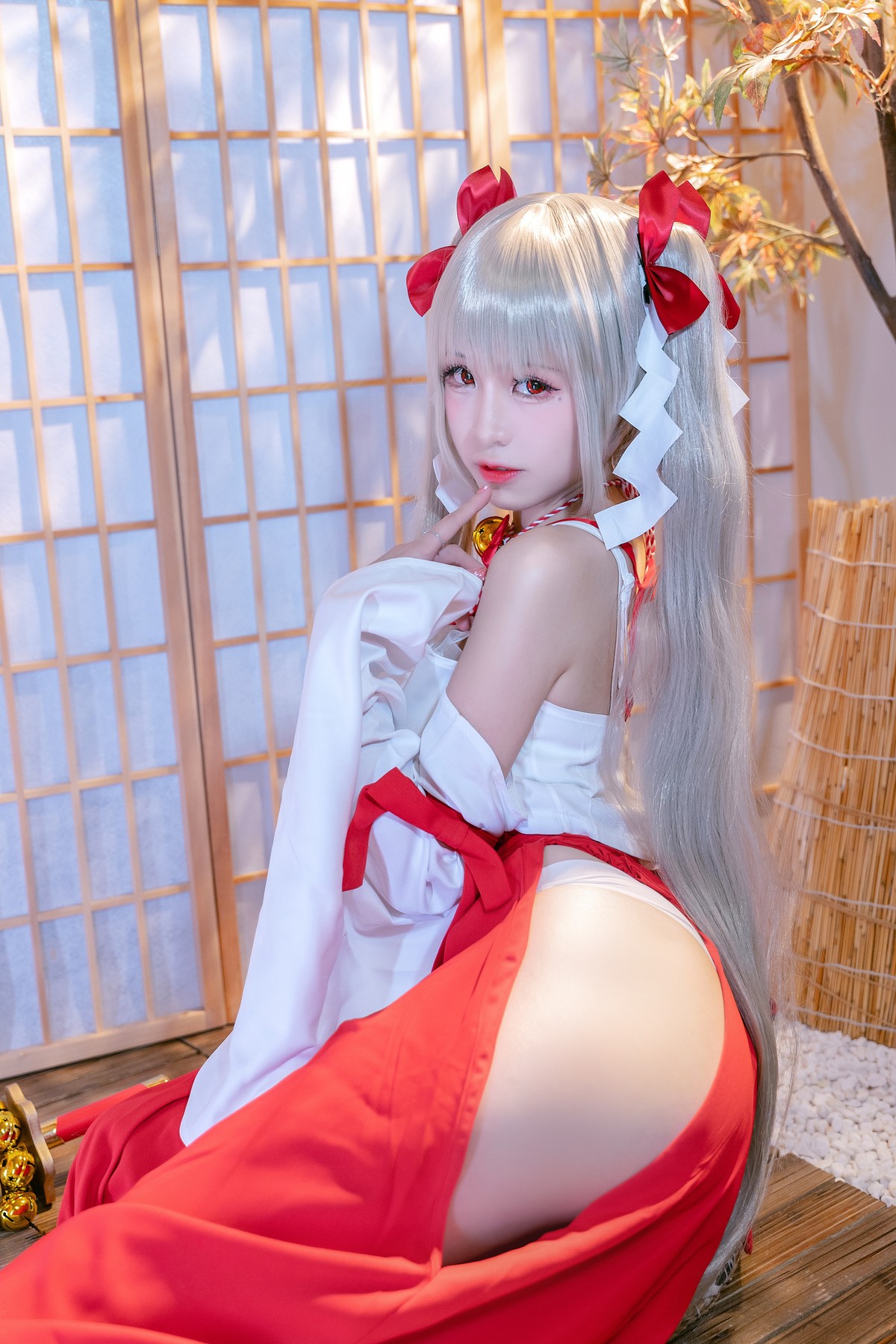 Cosplay 可畏巫女 miko酱