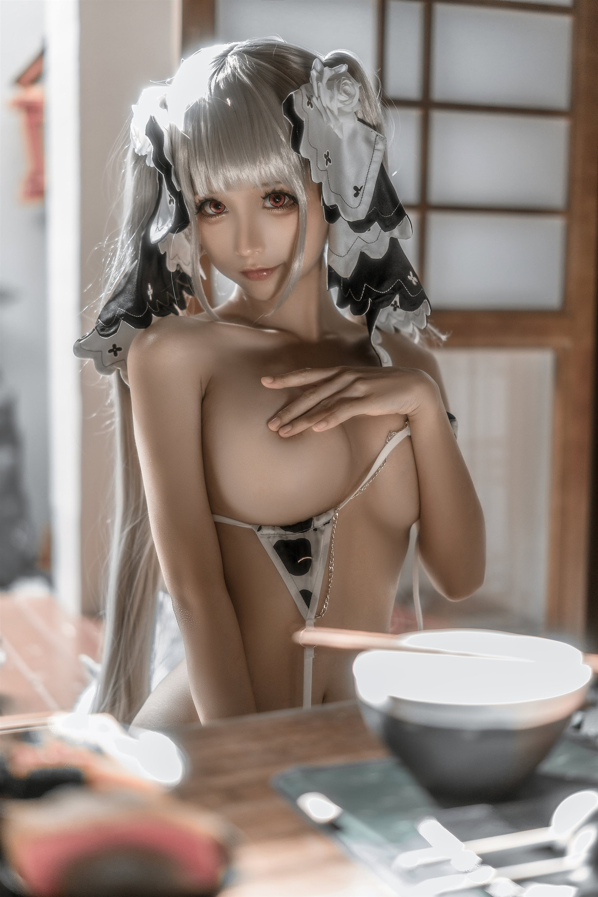 蠢沫沫 Cosplay 可畏婚纱绅士版