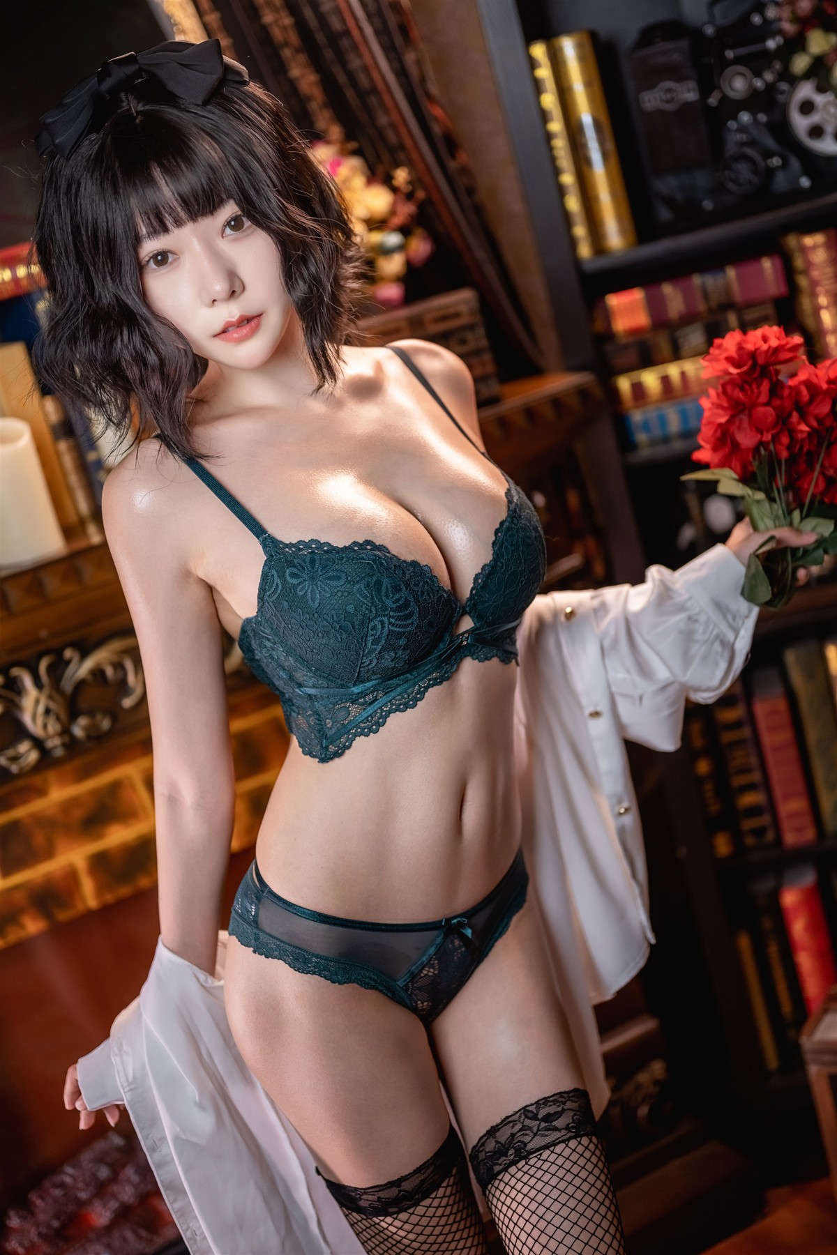 香草喵露露写真 Cosplay 衬衫套装