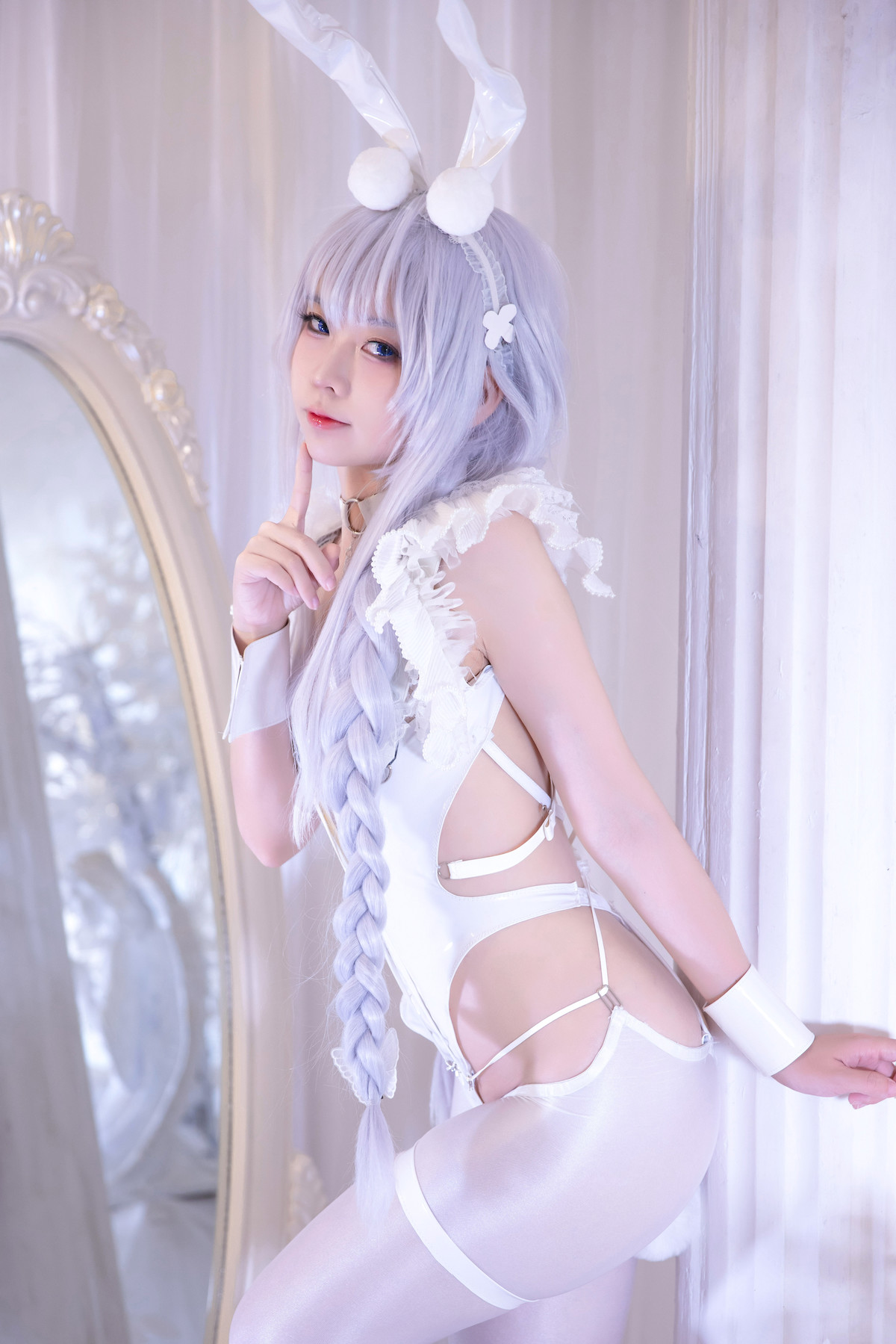 G44不会受伤 Cosplay 碧蓝航线 恶毒皮肤 懒懒的白兔