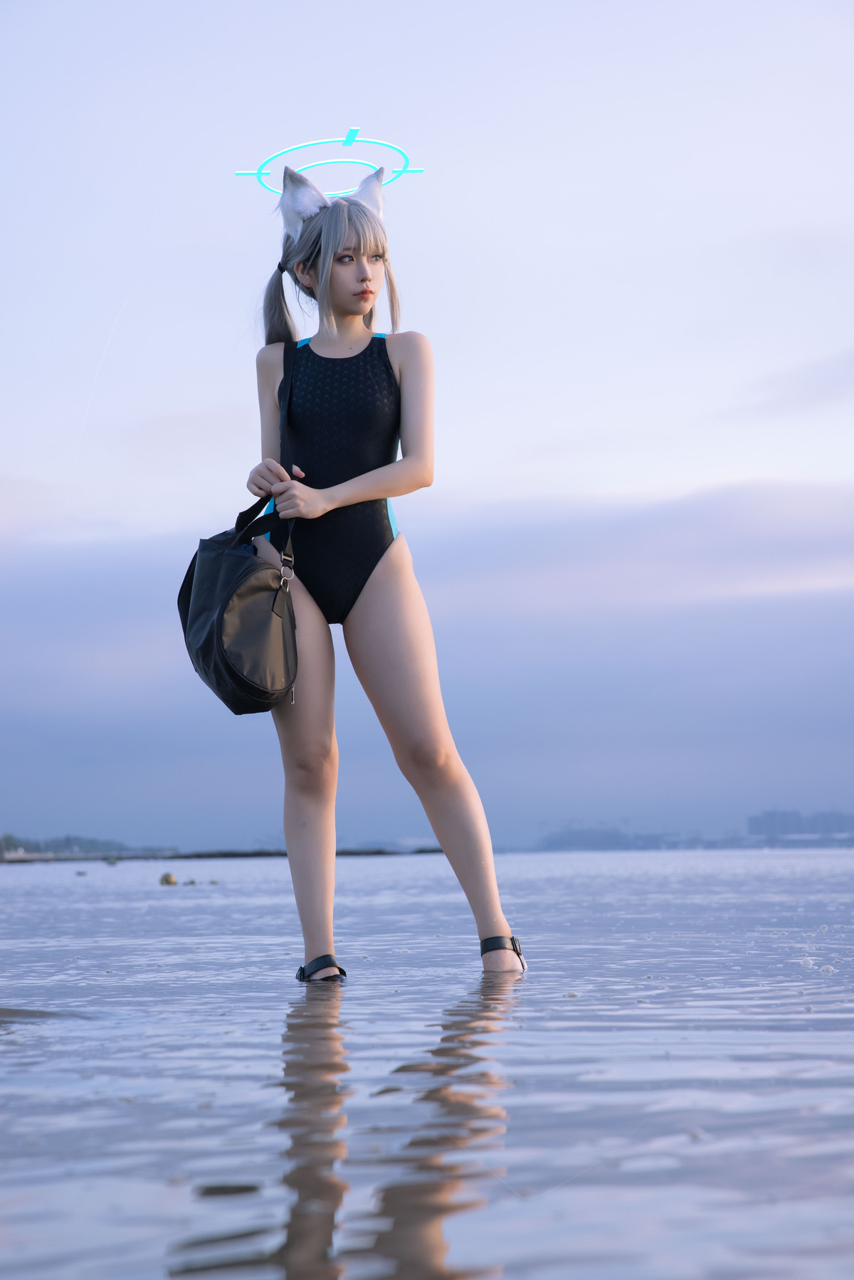 Cosplay G44不会受伤 碧蓝档案 砂狼白子泳装