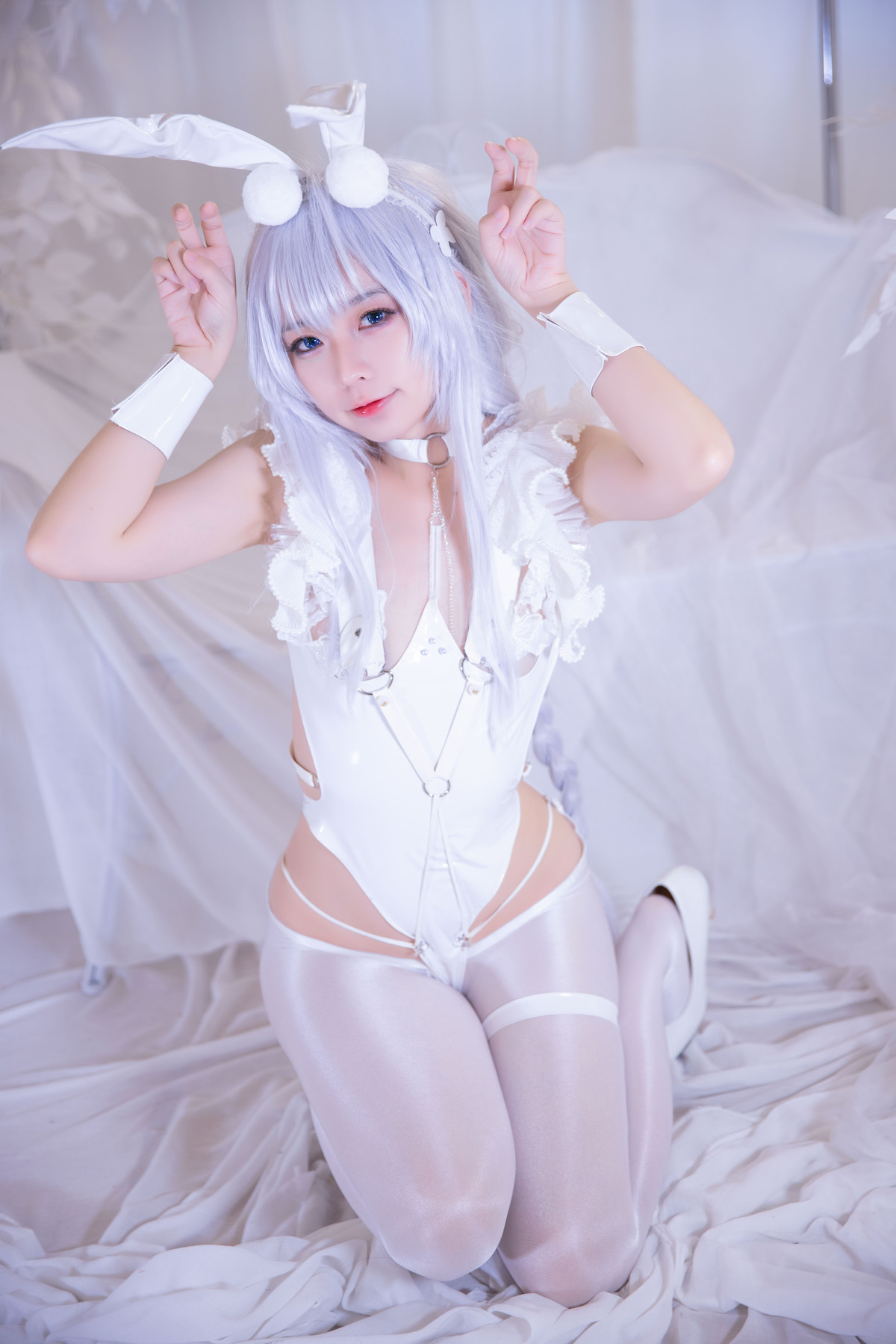 G44不会受伤 Cosplay 碧蓝航线 恶毒皮肤 懒懒的白兔