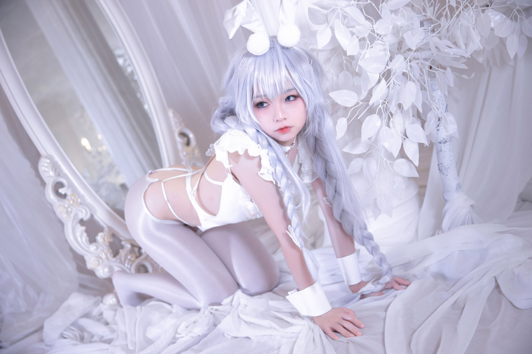 G44不会受伤 Cosplay 碧蓝航线 恶毒皮肤 懒懒的白兔