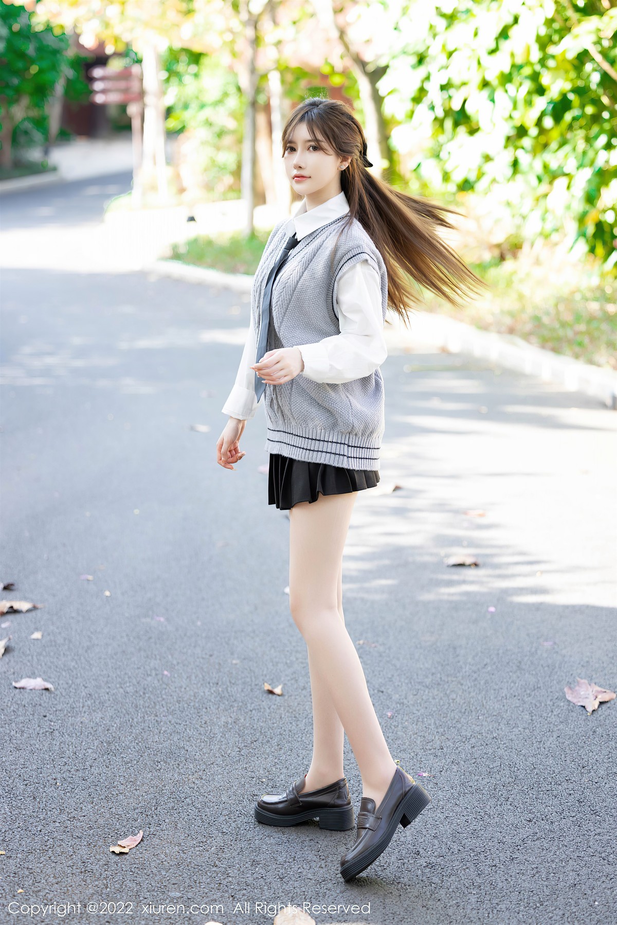 [XiuRen秀人网] No.4896 美桃酱