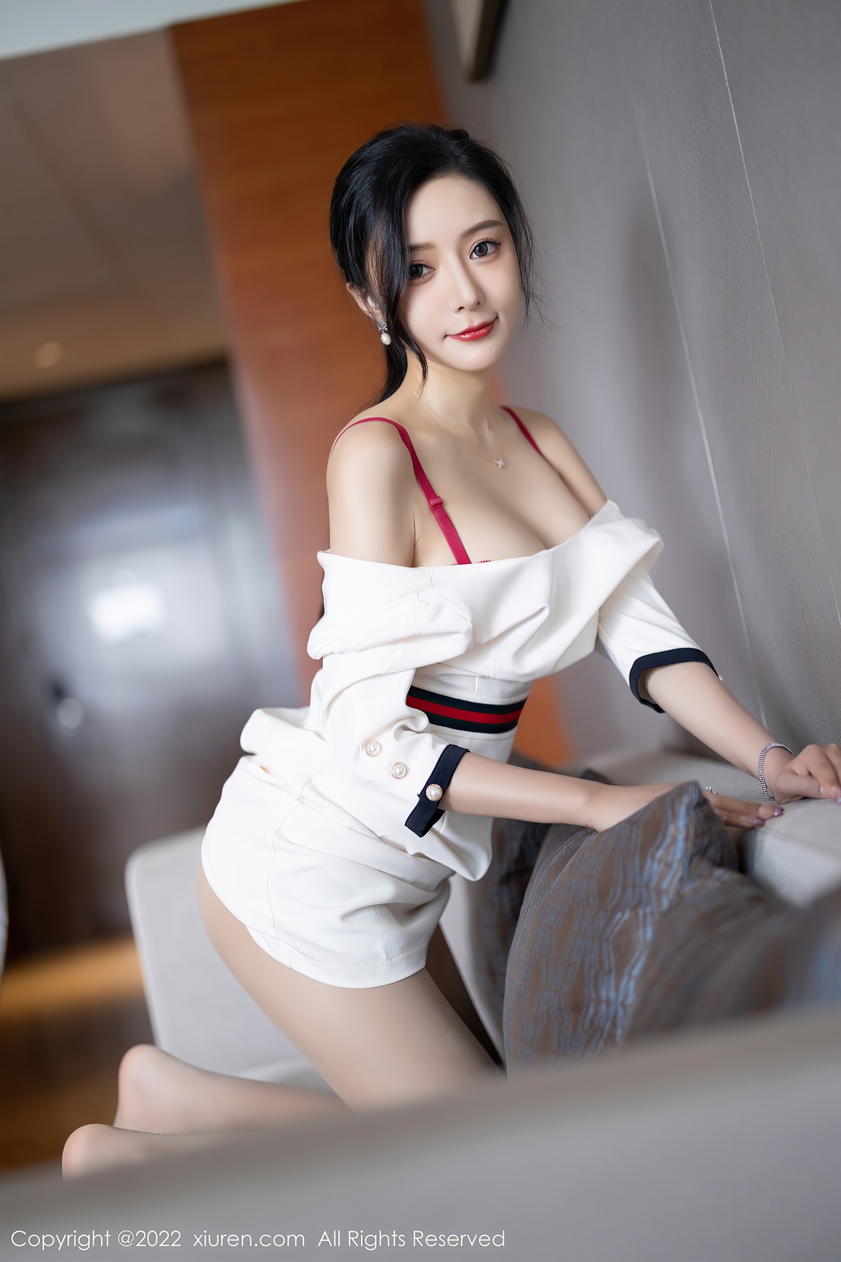 [XiuRen秀人网] No.4963 王馨瑶yanni