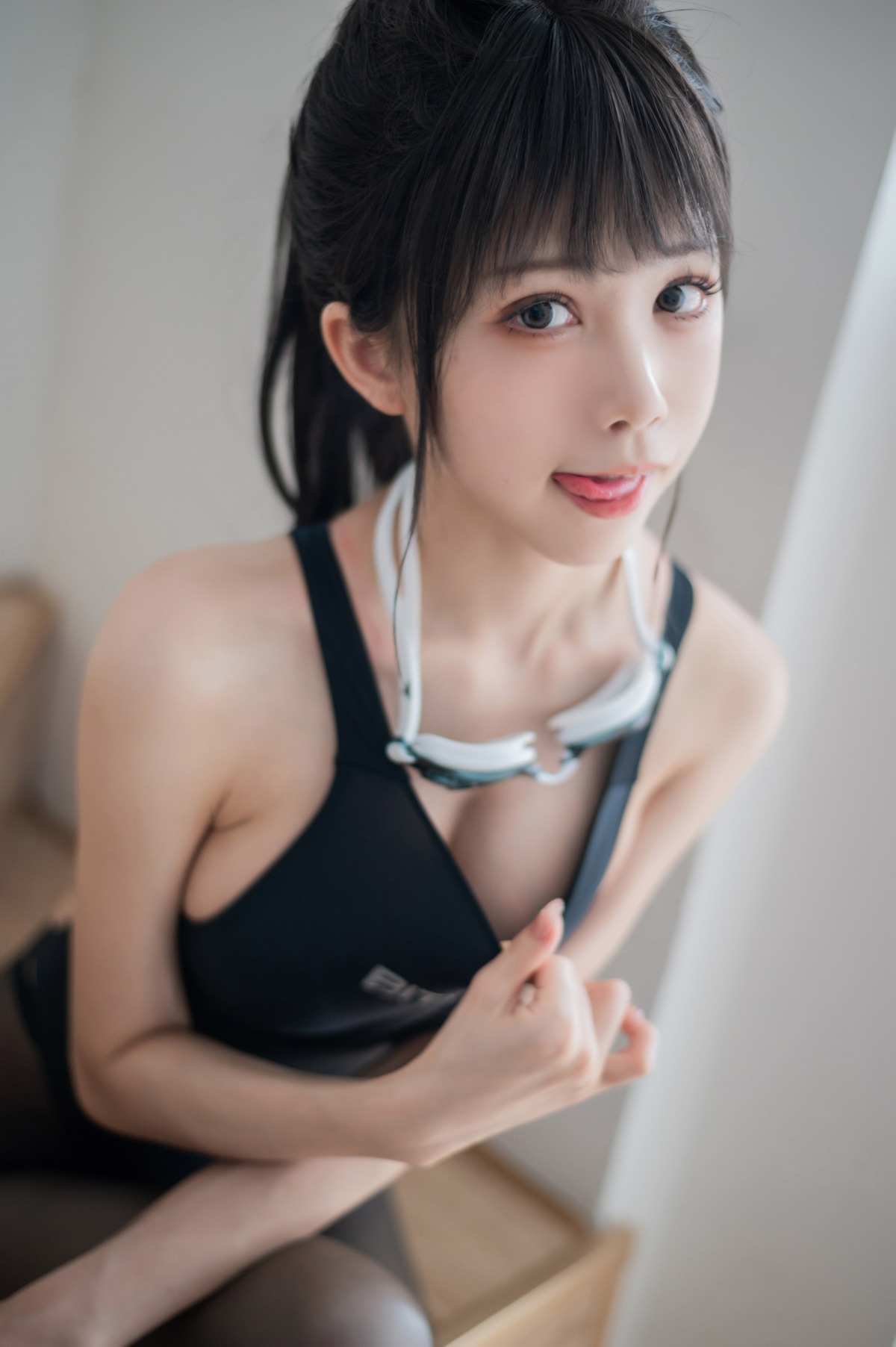 水淼aqua Cosplay 竞技泳装