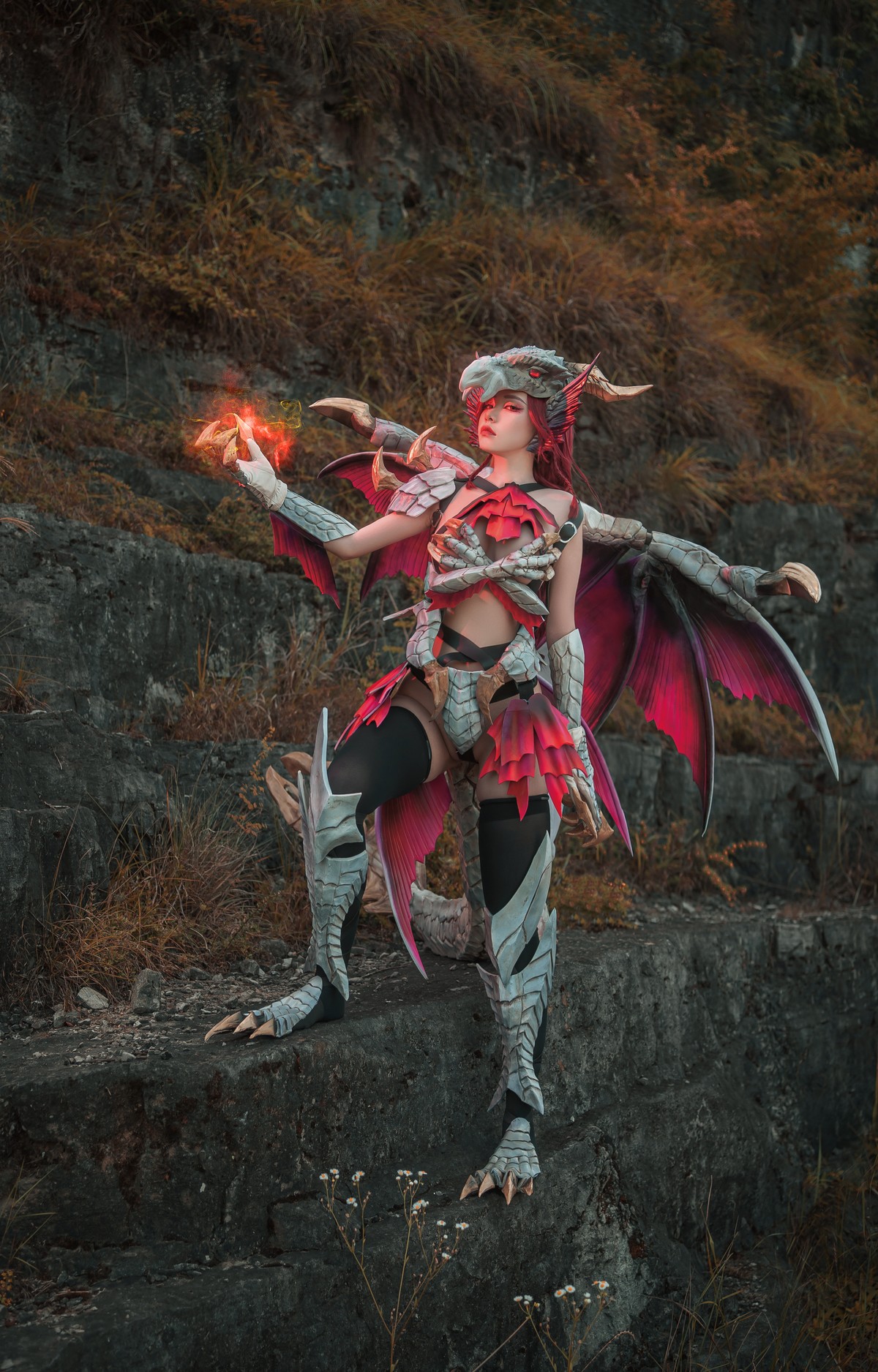 爆机少女喵小吉 Cosplay 曙光爵银龙 拟人 Malzeno