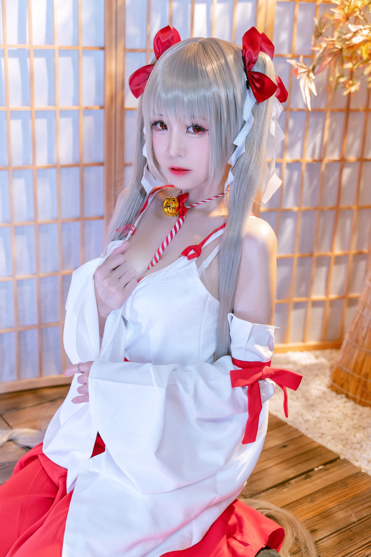 Cosplay 可畏巫女 miko酱