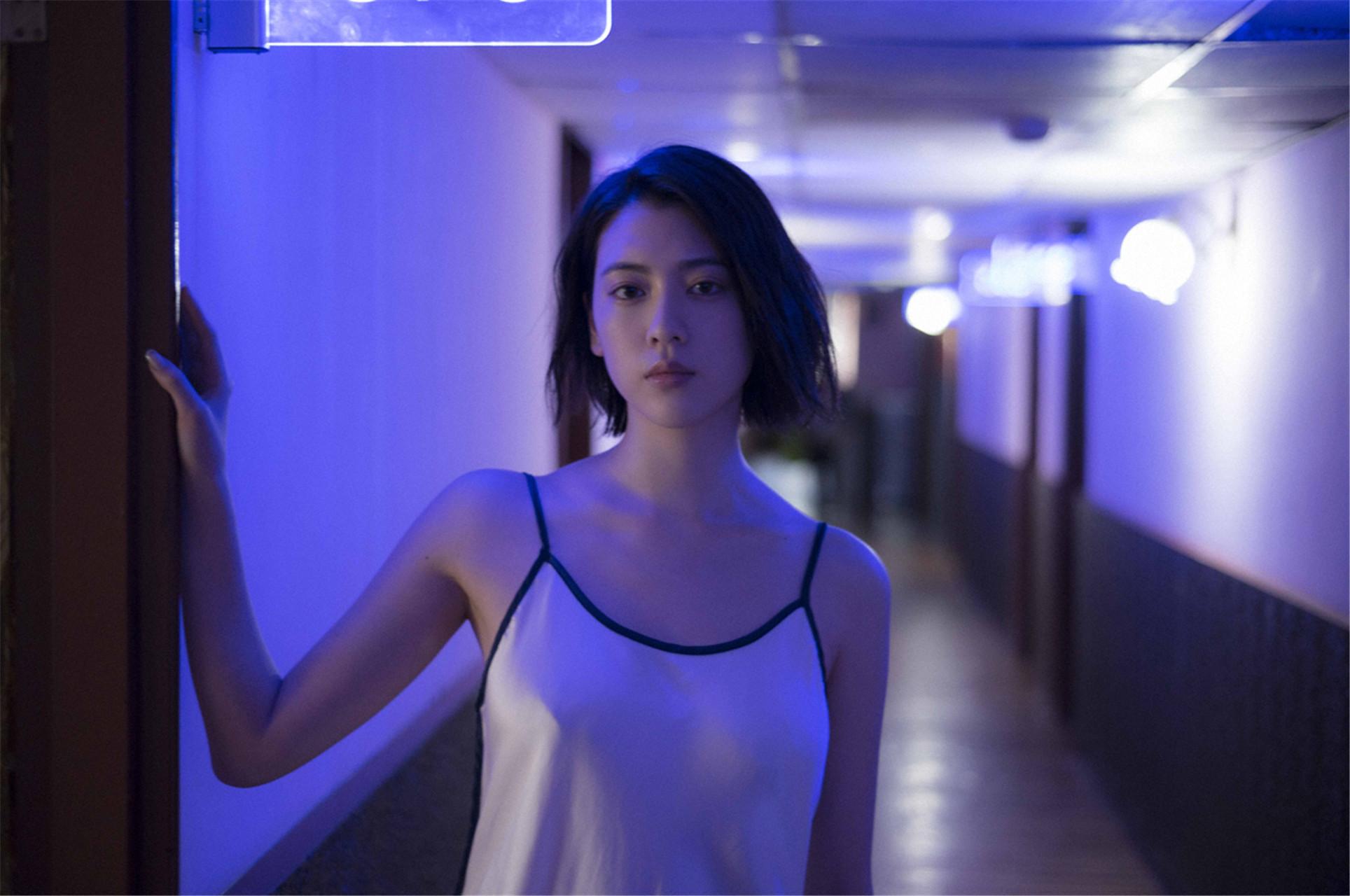 Ayaka Miyoshi 三吉彩花, デジタル写真集 「空をこえて」 Set.01