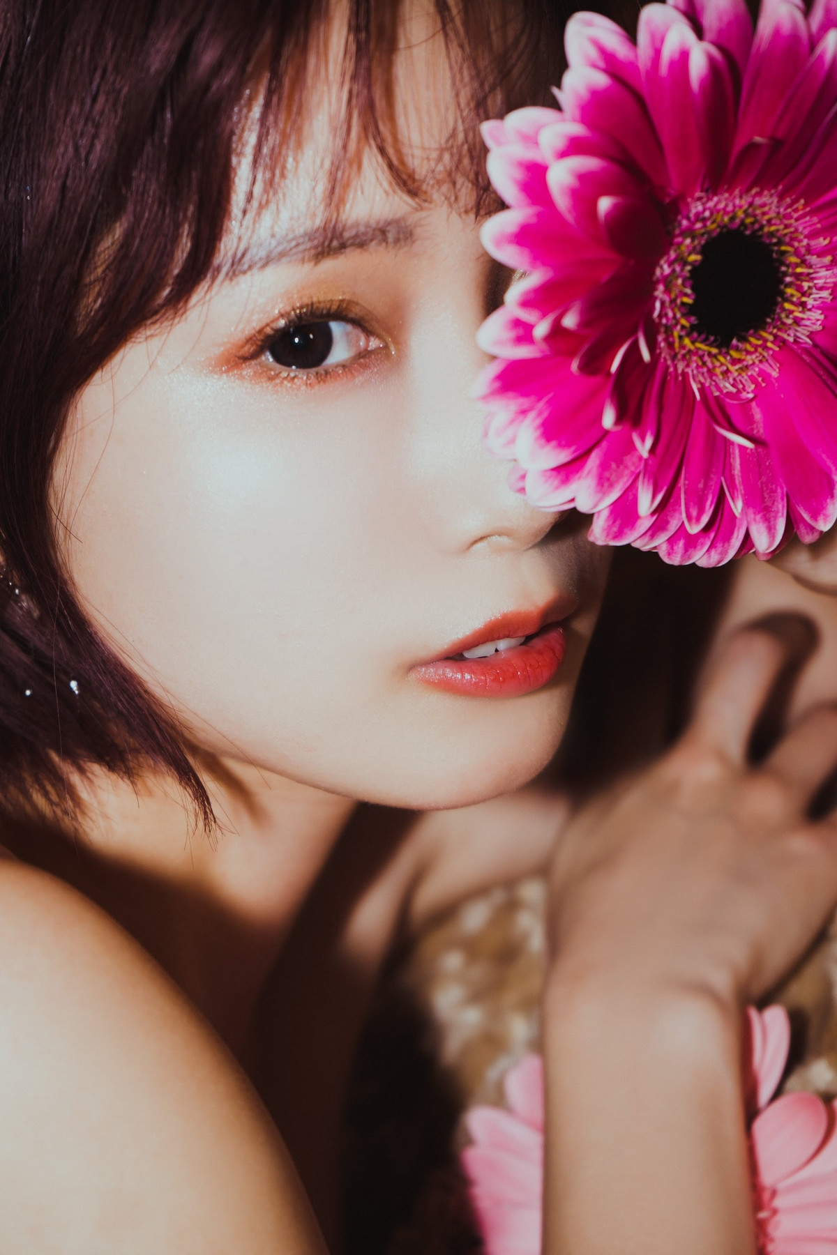 Minami Kojima 小島みなみ, 写真集 #Escape Set.04