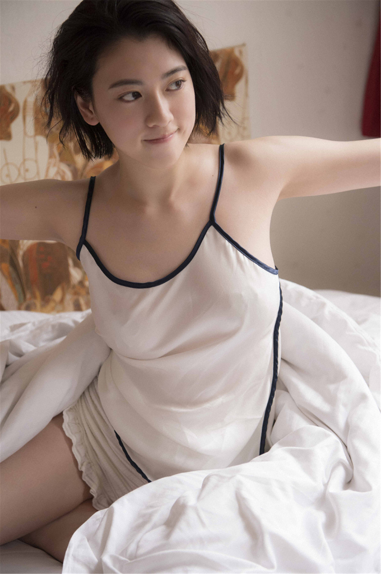 Ayaka Miyoshi 三吉彩花, デジタル写真集 「空をこえて」 Set.01