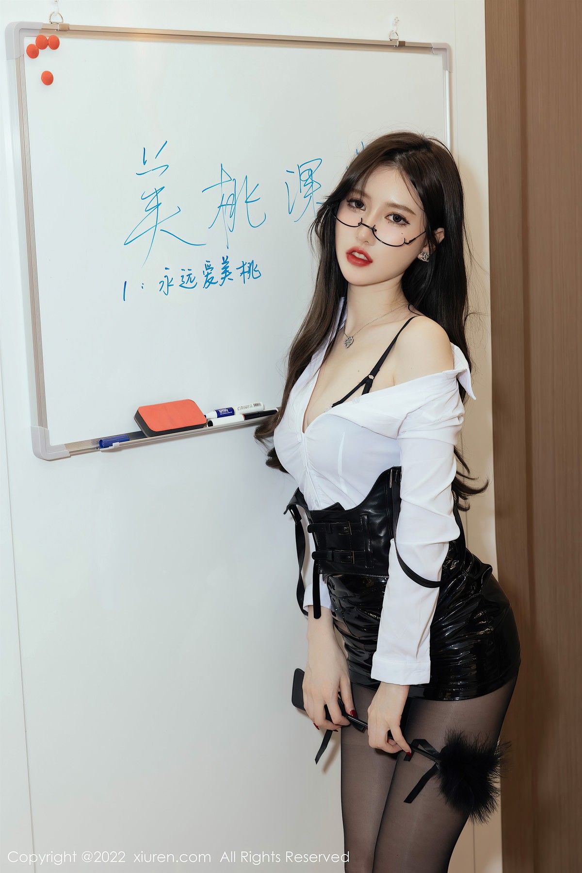 [XiuRen秀人网] No.4970 美桃酱