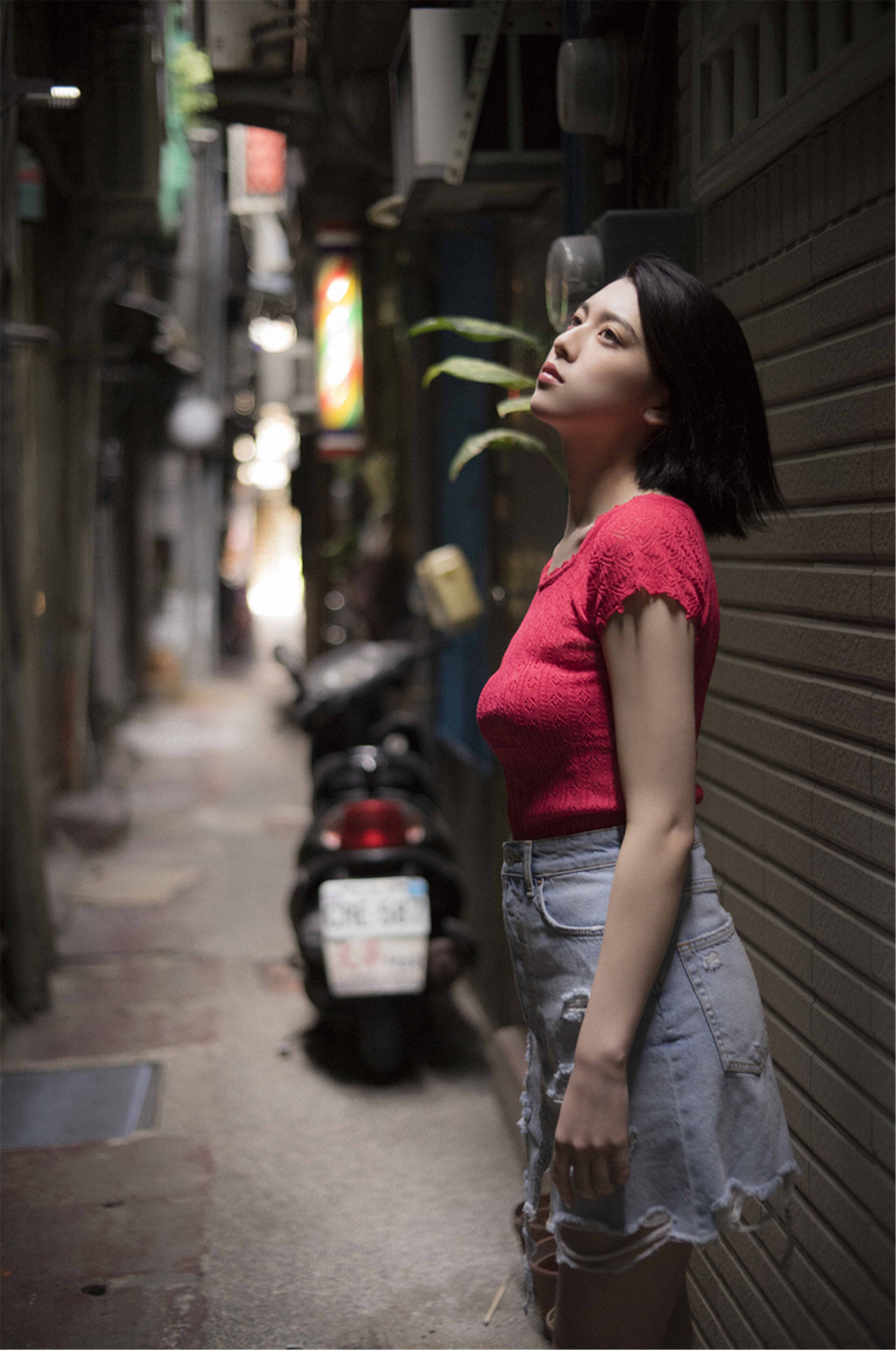 Ayaka Miyoshi 三吉彩花, デジタル写真集 「空をこえて」 Set.02
