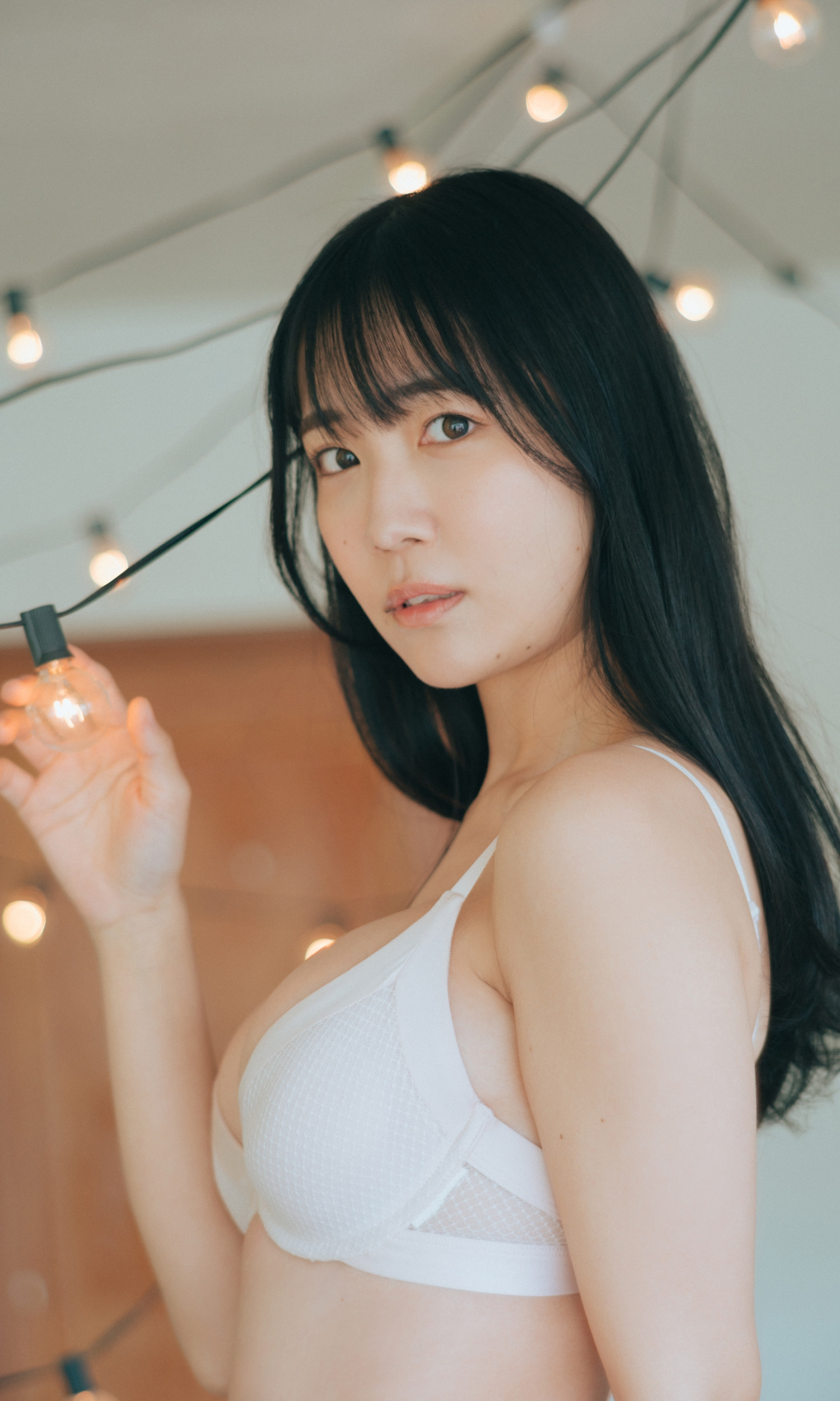 Amau Kisumi 天羽希純, 週プレ Photo Book 「待ちきれない」 Set.02