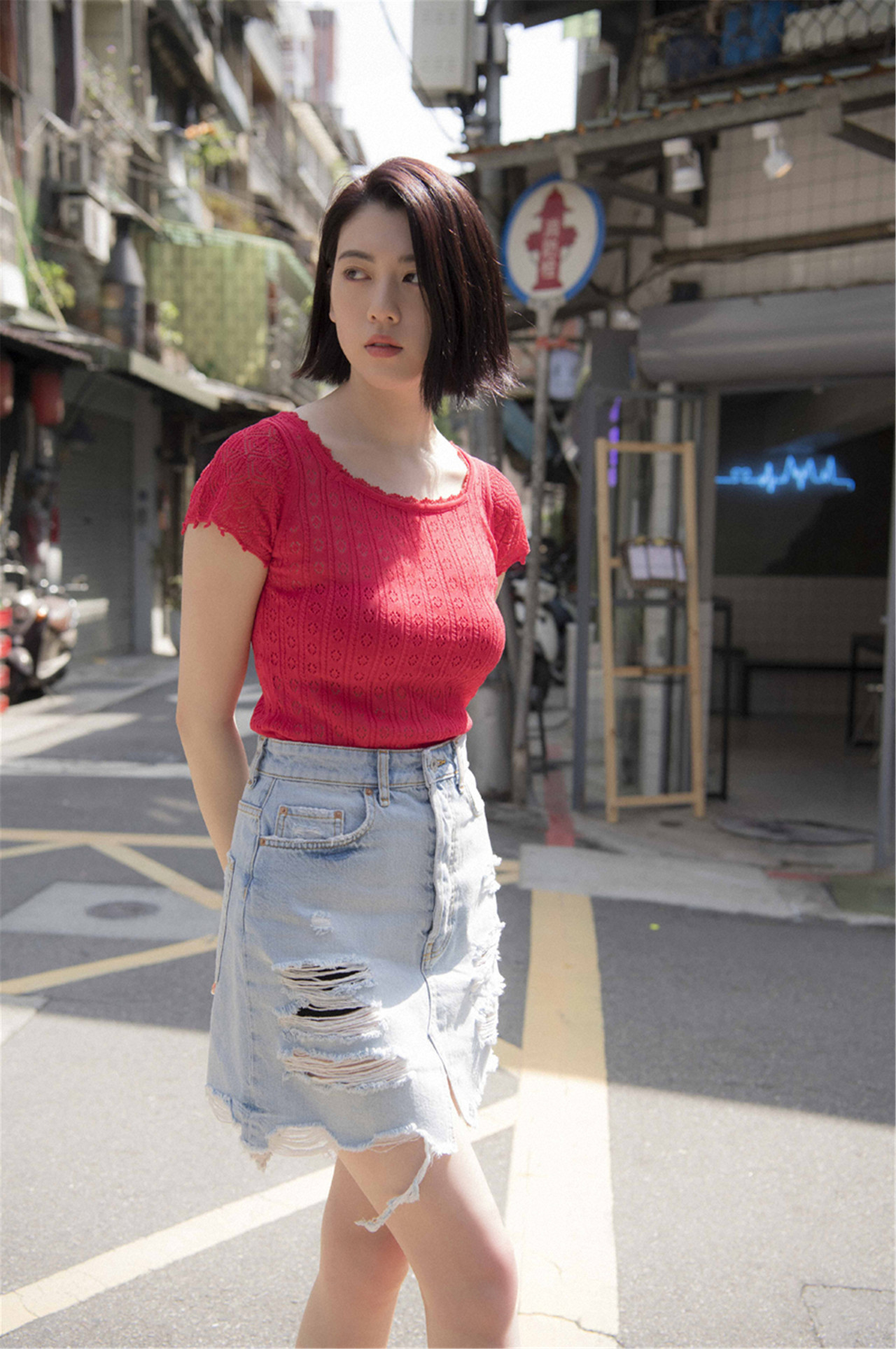 Ayaka Miyoshi 三吉彩花, デジタル写真集 「空をこえて」 Set.02