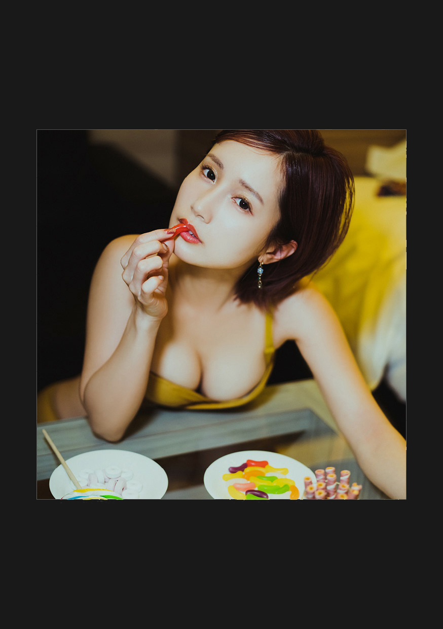 Minami Kojima 小島みなみ, 写真集 #Escape Set.03