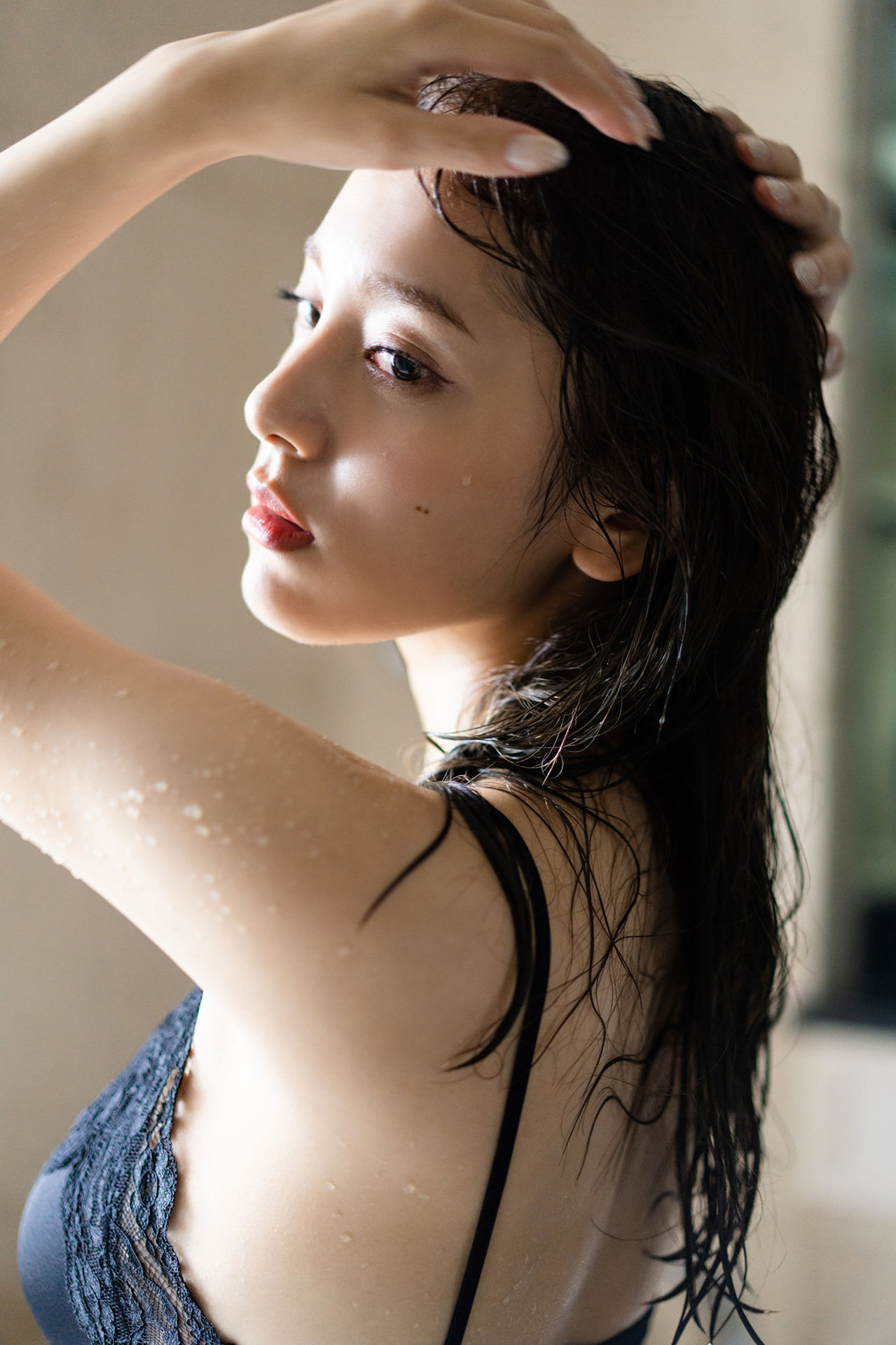 Sayaka Tomaru 都丸紗也華, ＦＲＩＤＡＹデジタル写真集 「ＳＥＸＹ　ＦＡＮＴＡＳＩＳＴＡ」 Set.01