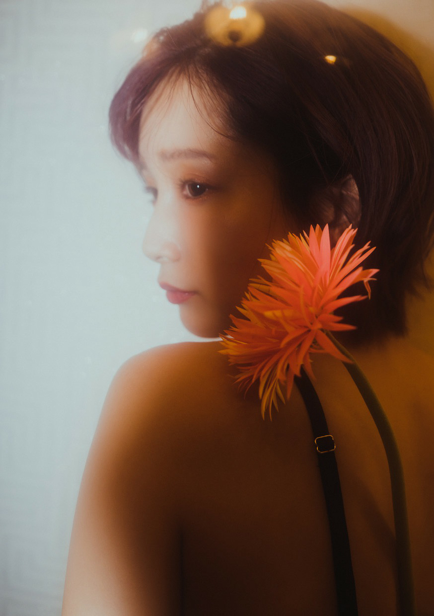 Minami Kojima 小島みなみ, 写真集 #Escape Set.04