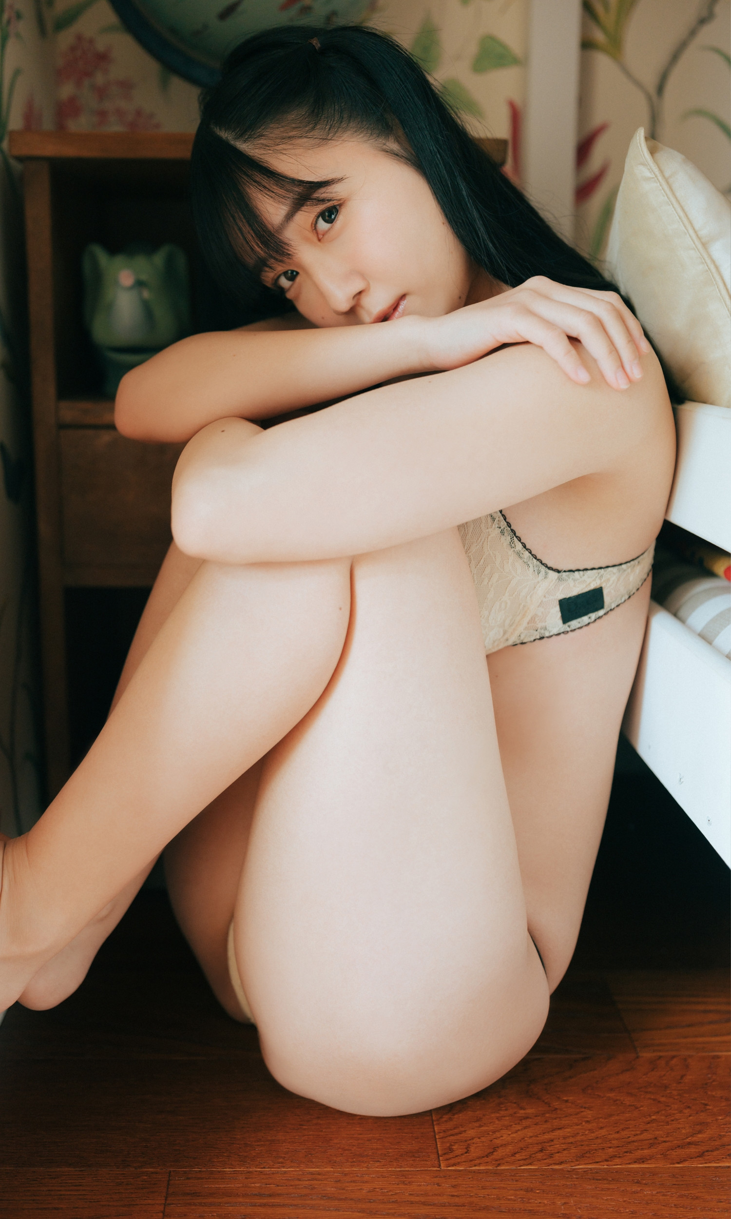 Amau Kisumi 天羽希純, 週プレ Photo Book 「待ちきれない」 Set.02