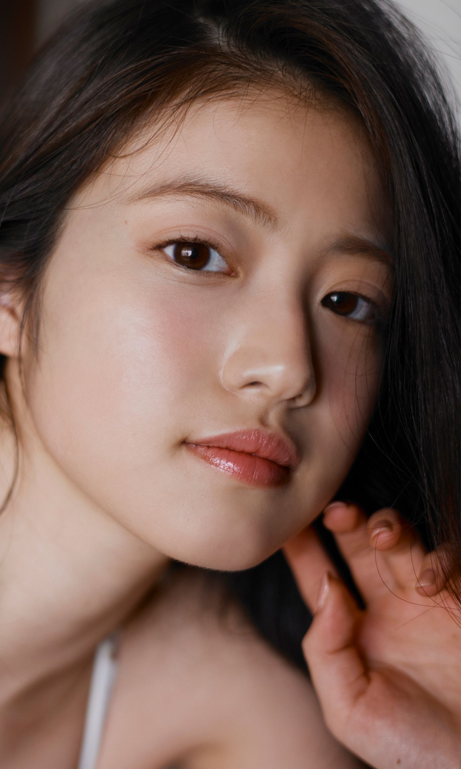 Mio Imada 今田美桜, 週プレ Photo Book 「福岡一の美少女inサニーサイド」 Set.01