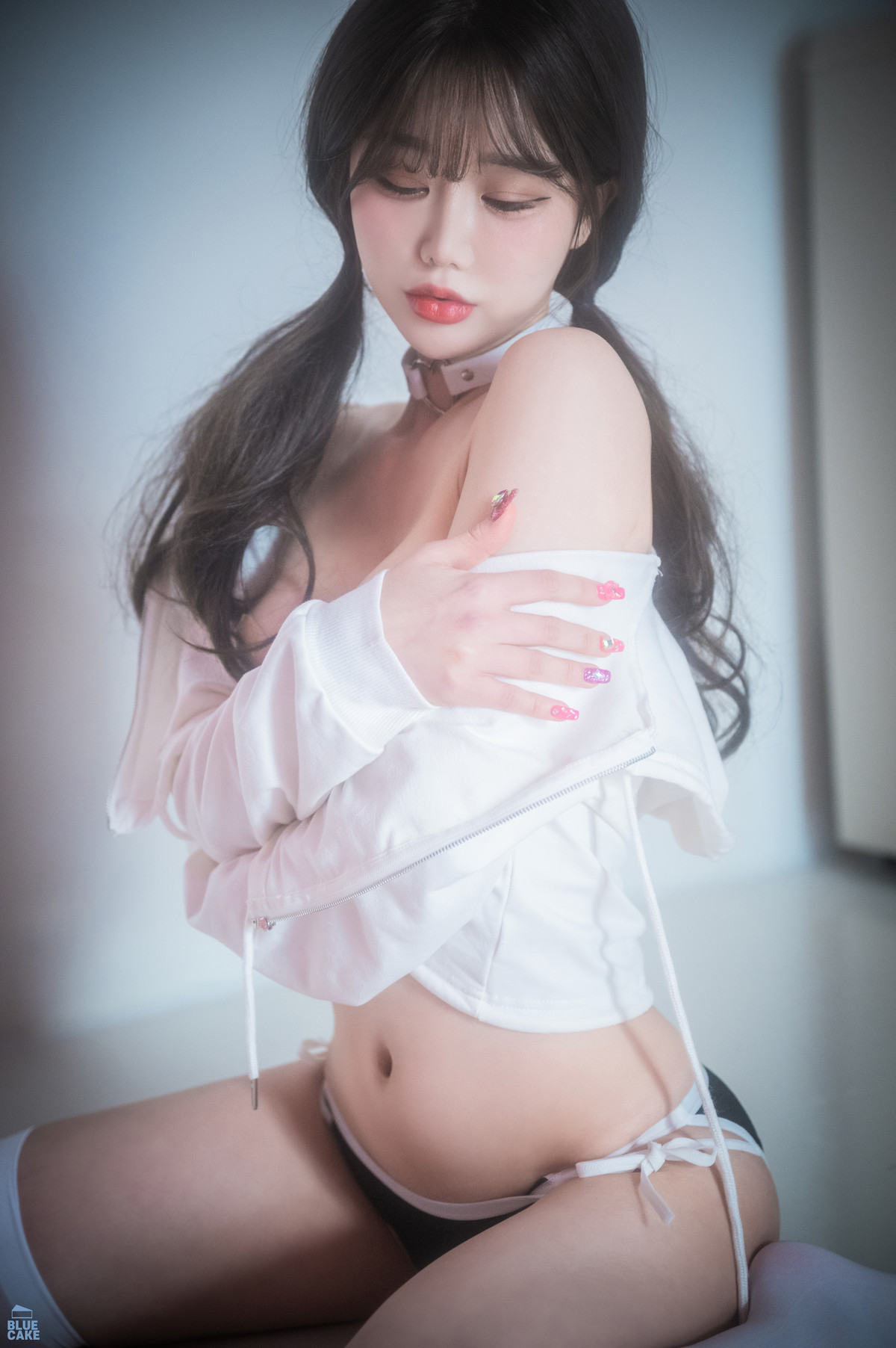 Jung Eun 정은이, [BLUECAKE] Dazzling