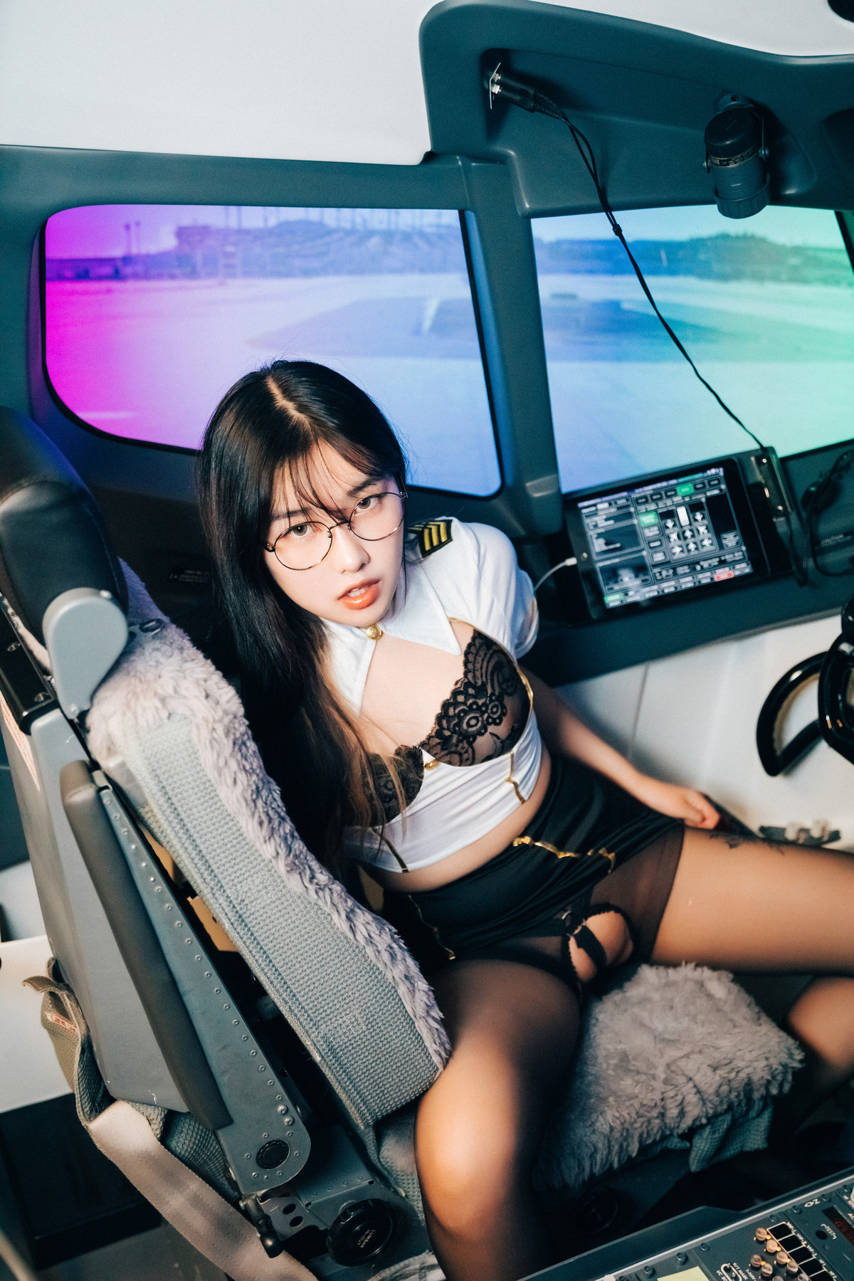 Sonson 손손, [Loozy] Night Flight Set.02