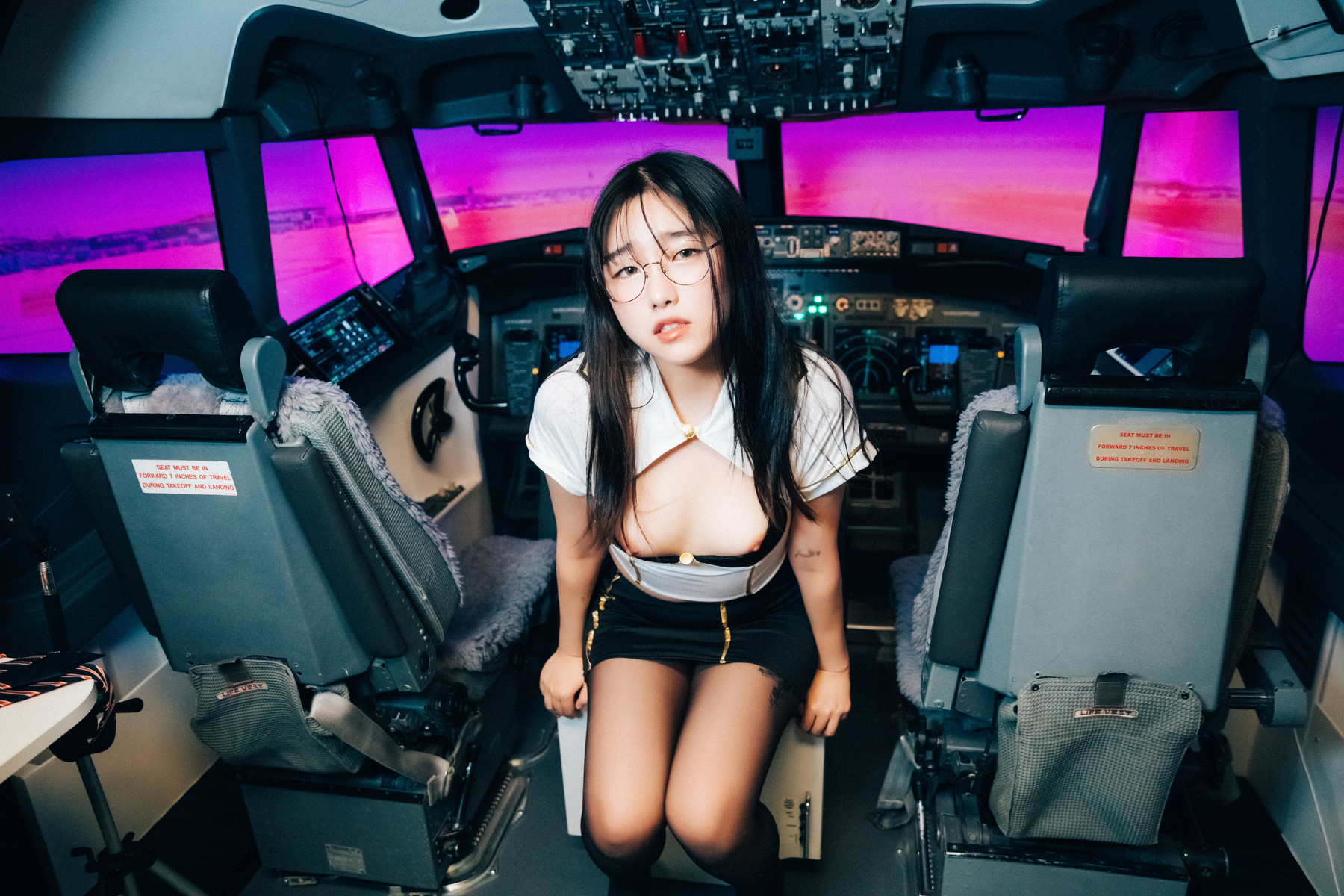 Sonson 손손, [Loozy] Night Flight Set.02