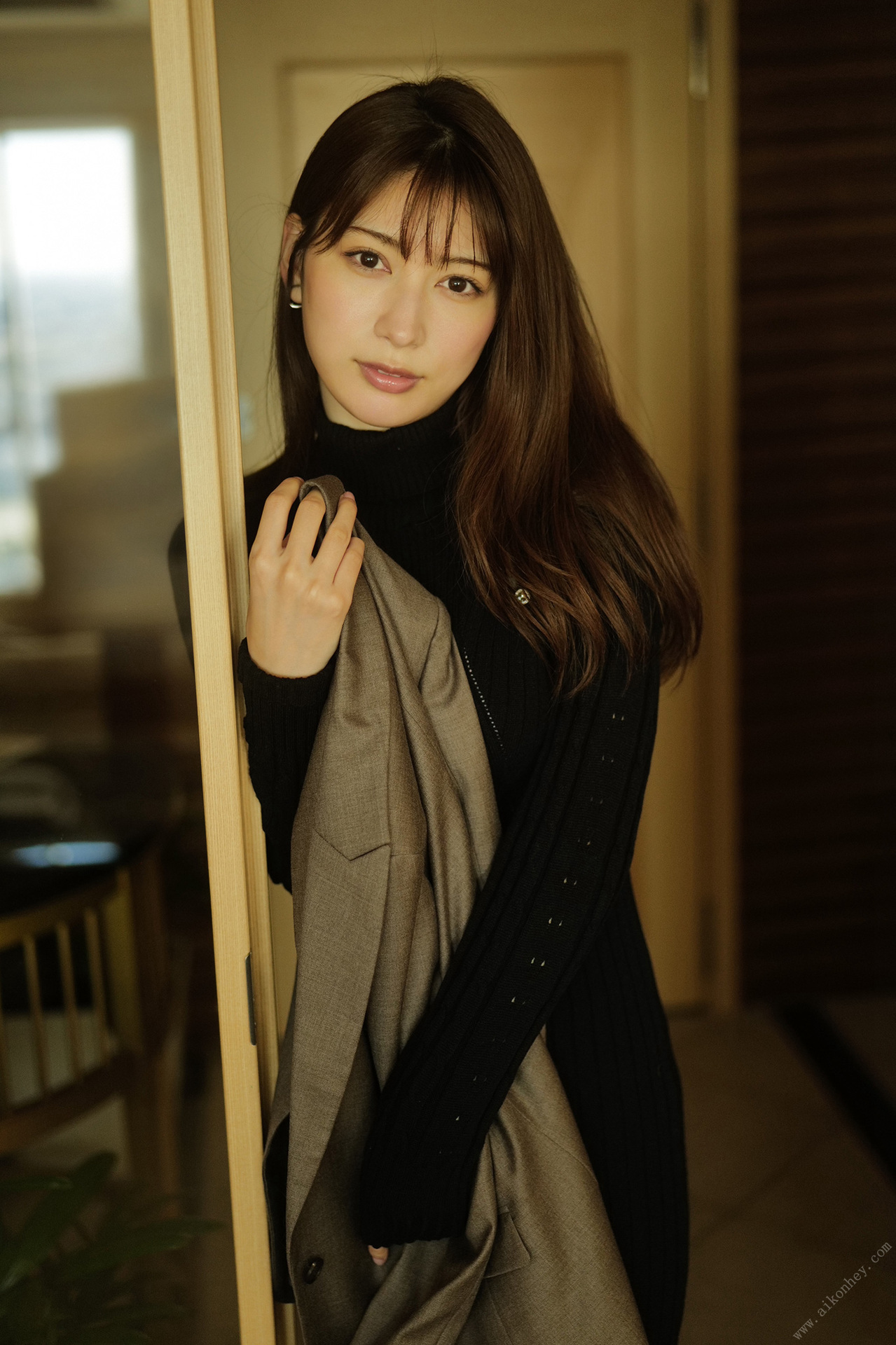 Risa Yukihira 雪平莉左, 週刊ポストデジタル写真集 「可愛くてゴメン」 Set.04