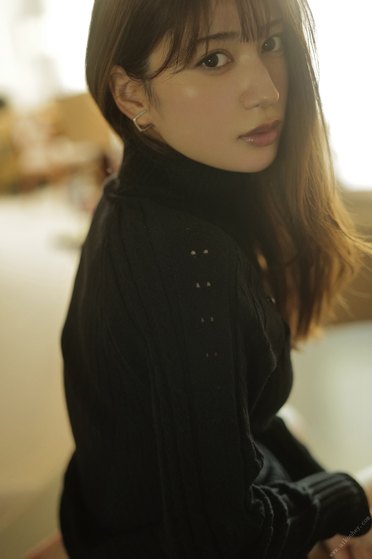 Risa Yukihira 雪平莉左, 週刊ポストデジタル写真集 「可愛くてゴメン」 Set.04