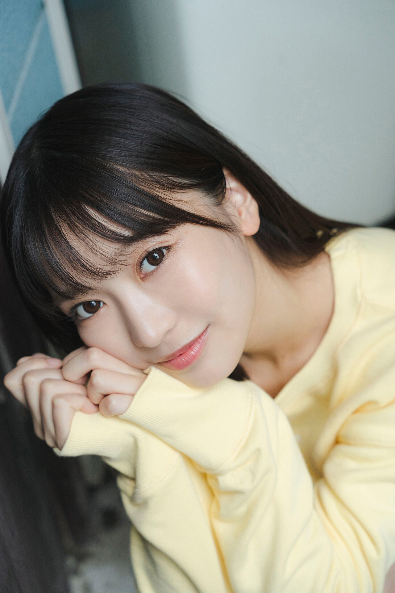 Akane Yoshizawa 吉沢朱音, FLASHデジタル写真集　「TRIANGLE LOVE－朱音の場合」 Set.01