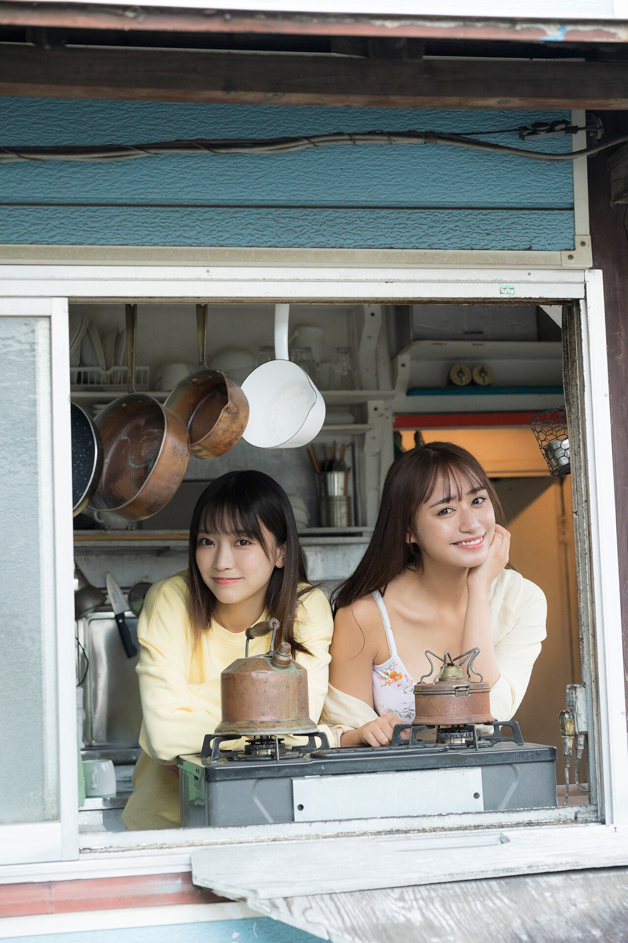 Akane Yoshizawa 吉沢朱音, FLASHデジタル写真集　「TRIANGLE LOVE－朱音の場合」 Set.01