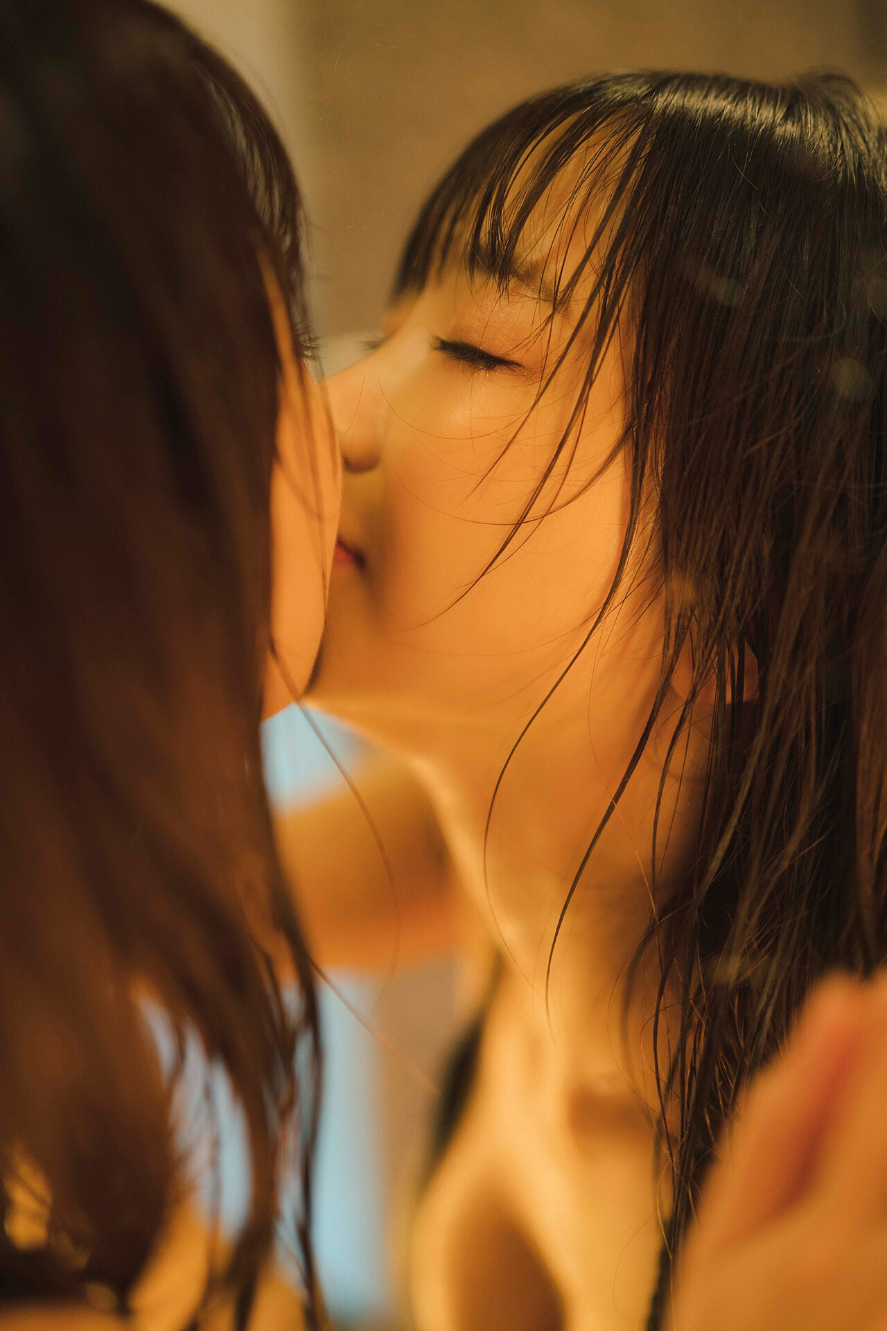 池田メルダ 吉沢朱音, FLASHデジタル写真集　「TRIANGLE LOVE－朱音の場合」 Set.03