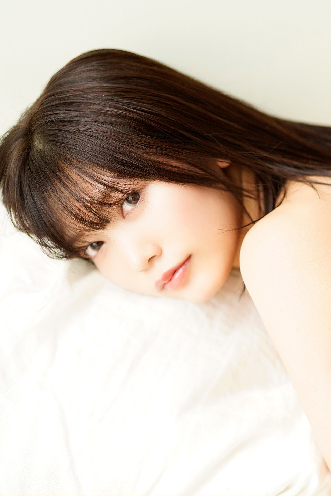 Reona Matsushita 松下玲緒菜, FLASHデジタル写真集　「素肌で、旅立ち」 Set.01