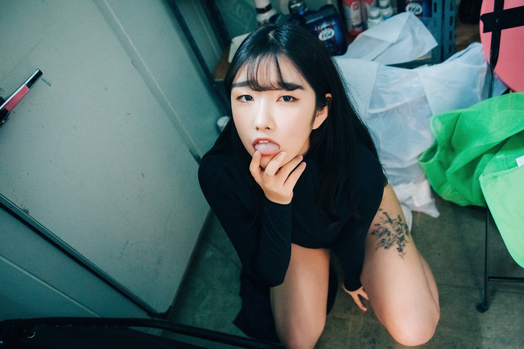 Sonson 손손, [Loozy] First Nipple Alba (S.Ver) Set.02
