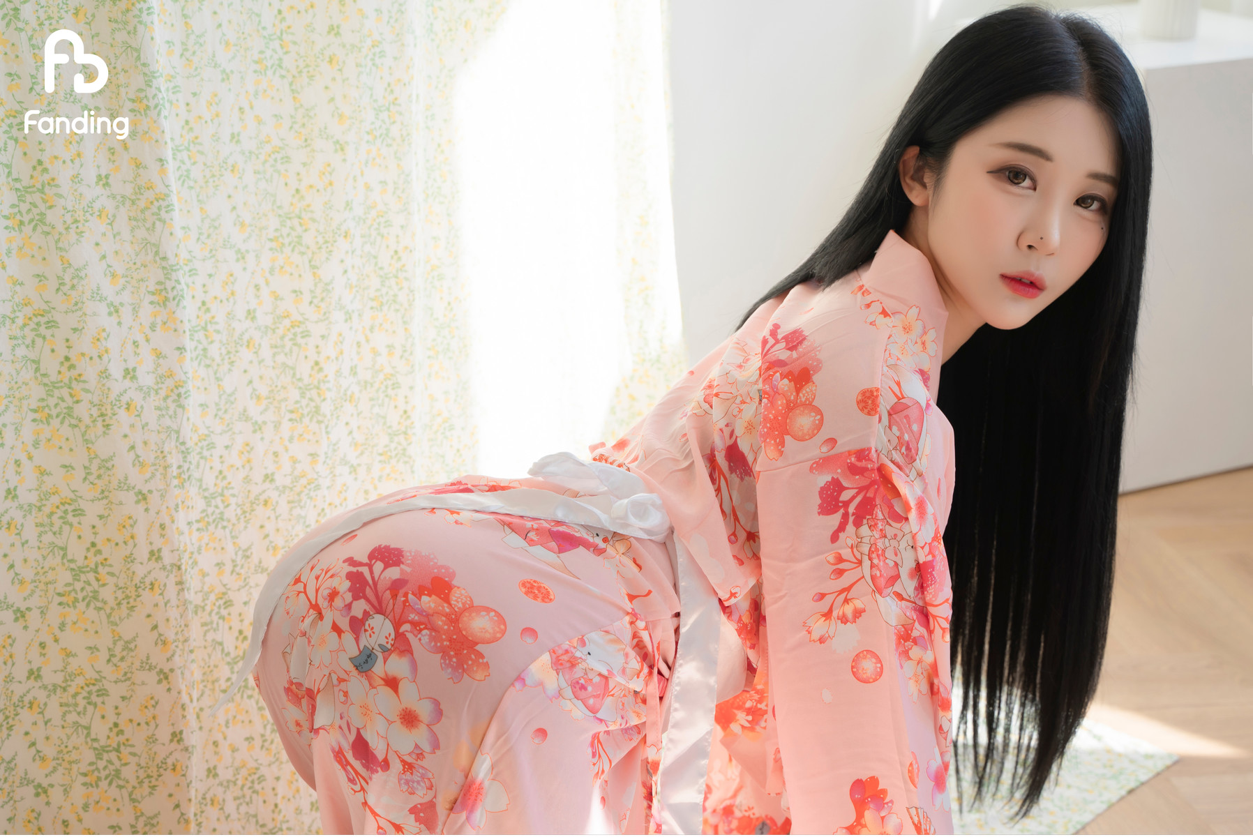 Jeong Bomi 정보미, [FANDING] Fanding Premium Photobooks Set.01
