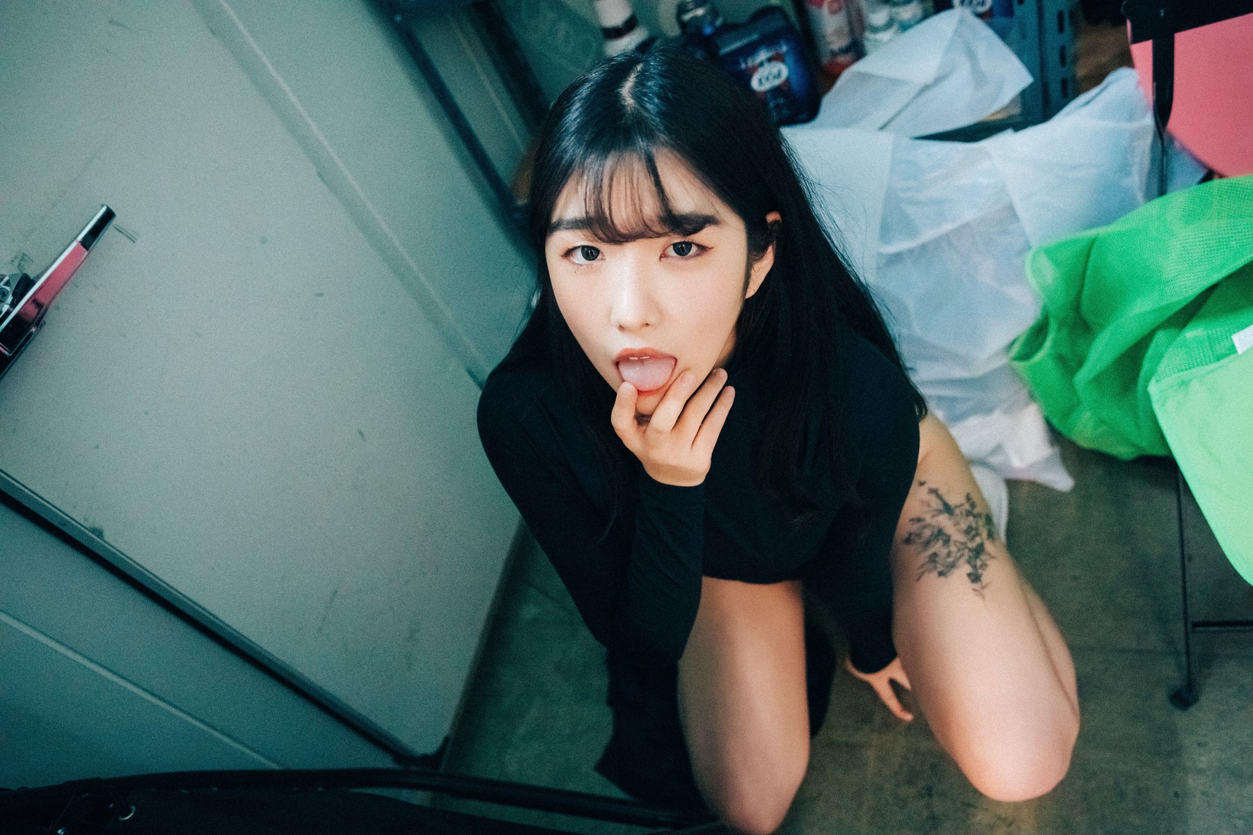 Sonson 손손, [Loozy] First Nipple Alba (S.Ver) Set.02