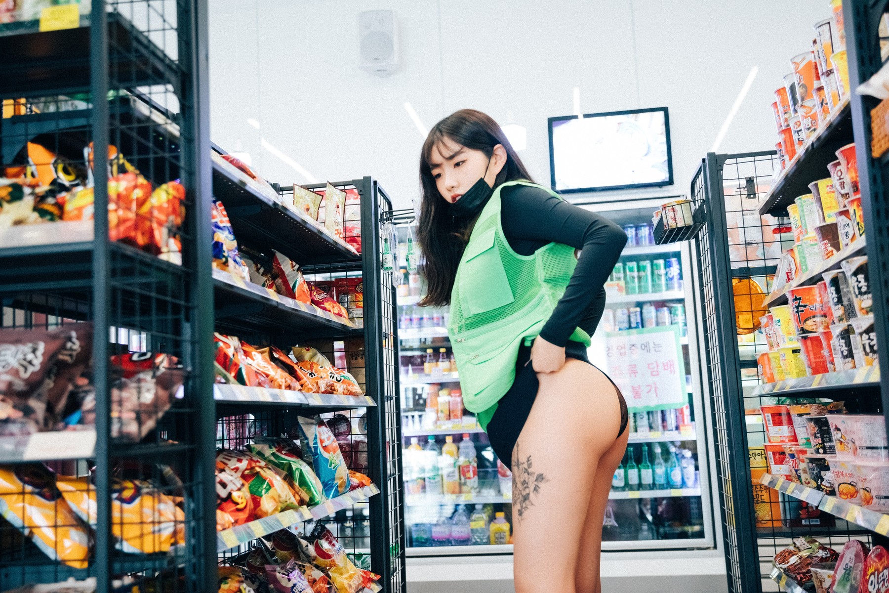 Sonson 손손, [Loozy] First Nipple Alba (S.Ver) Set.02