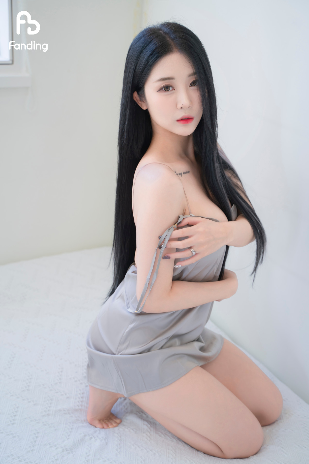 Jeong Bomi 정보미, [FANDING] Fanding Premium Photobooks Set.02