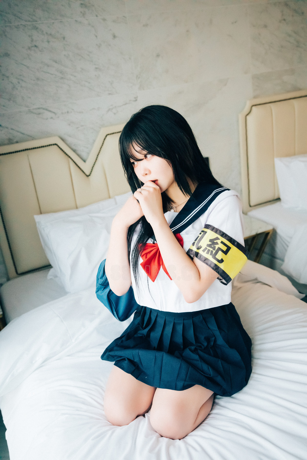 ZIA.Kwon 권지아, [Loozy] Extra Visible Set.01
