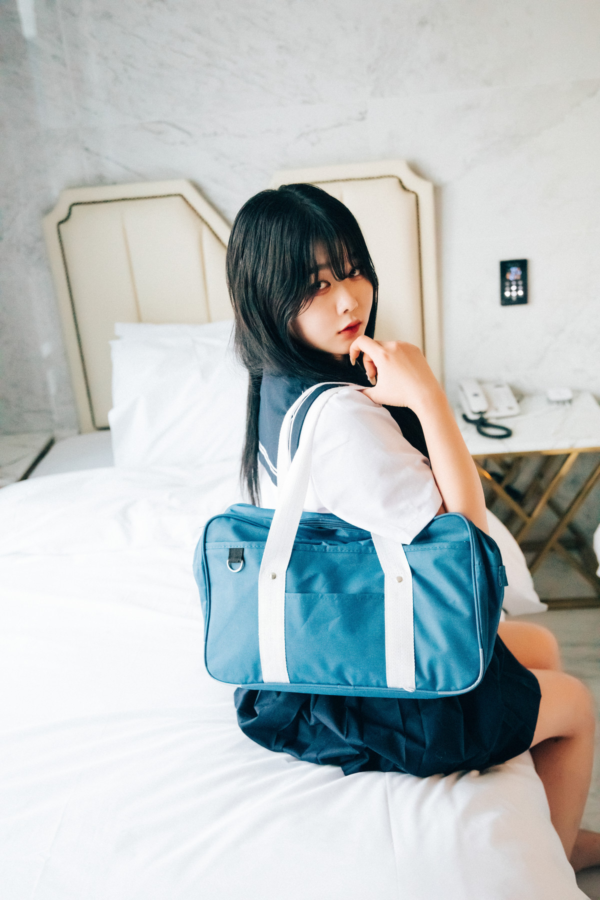 ZIA.Kwon 권지아, [Loozy] Extra Visible Set.01