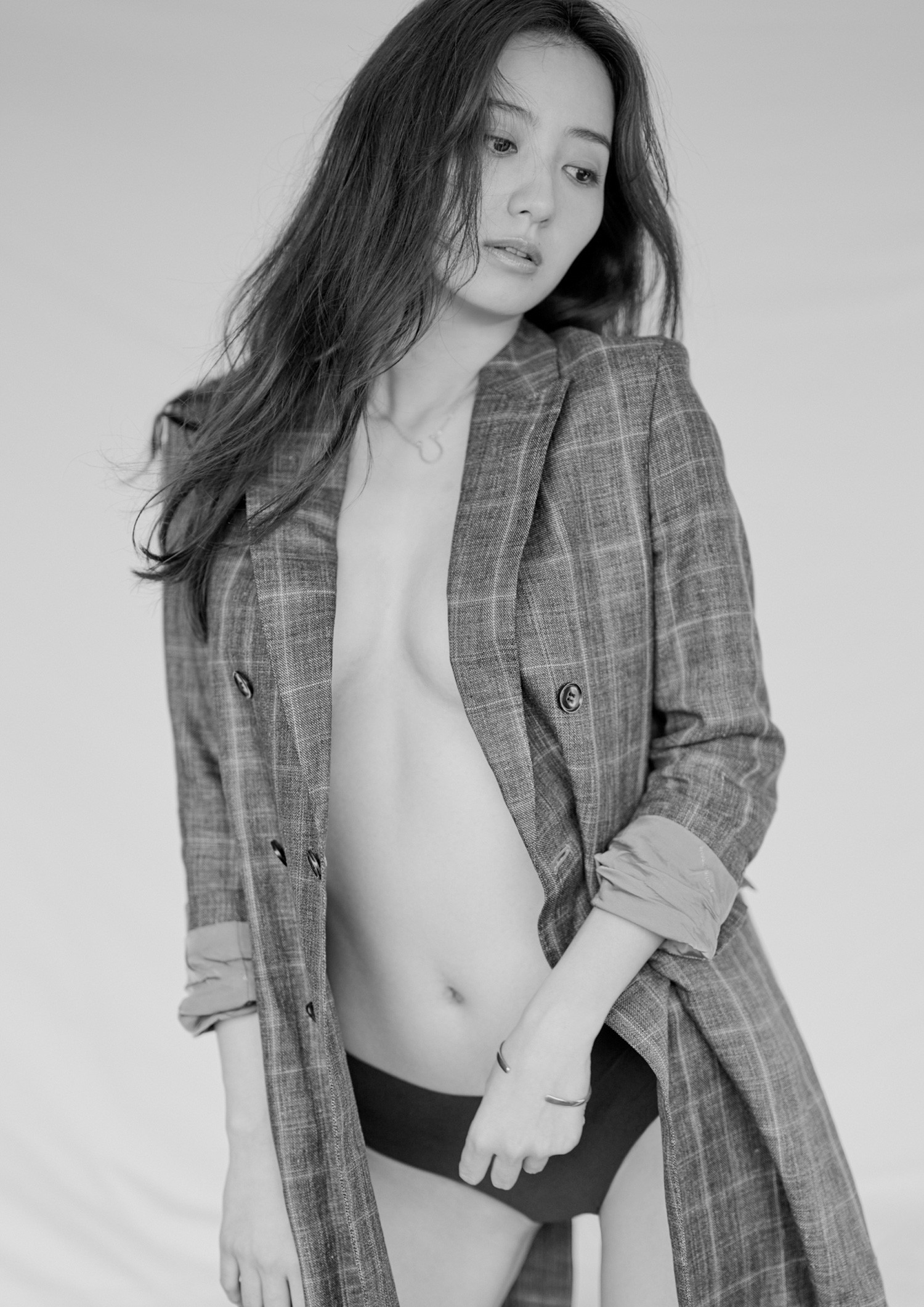 Riho Takada 高田里穂, 週プレ Photo Book 「完成された未完成　アナザーエディション」 Set.02