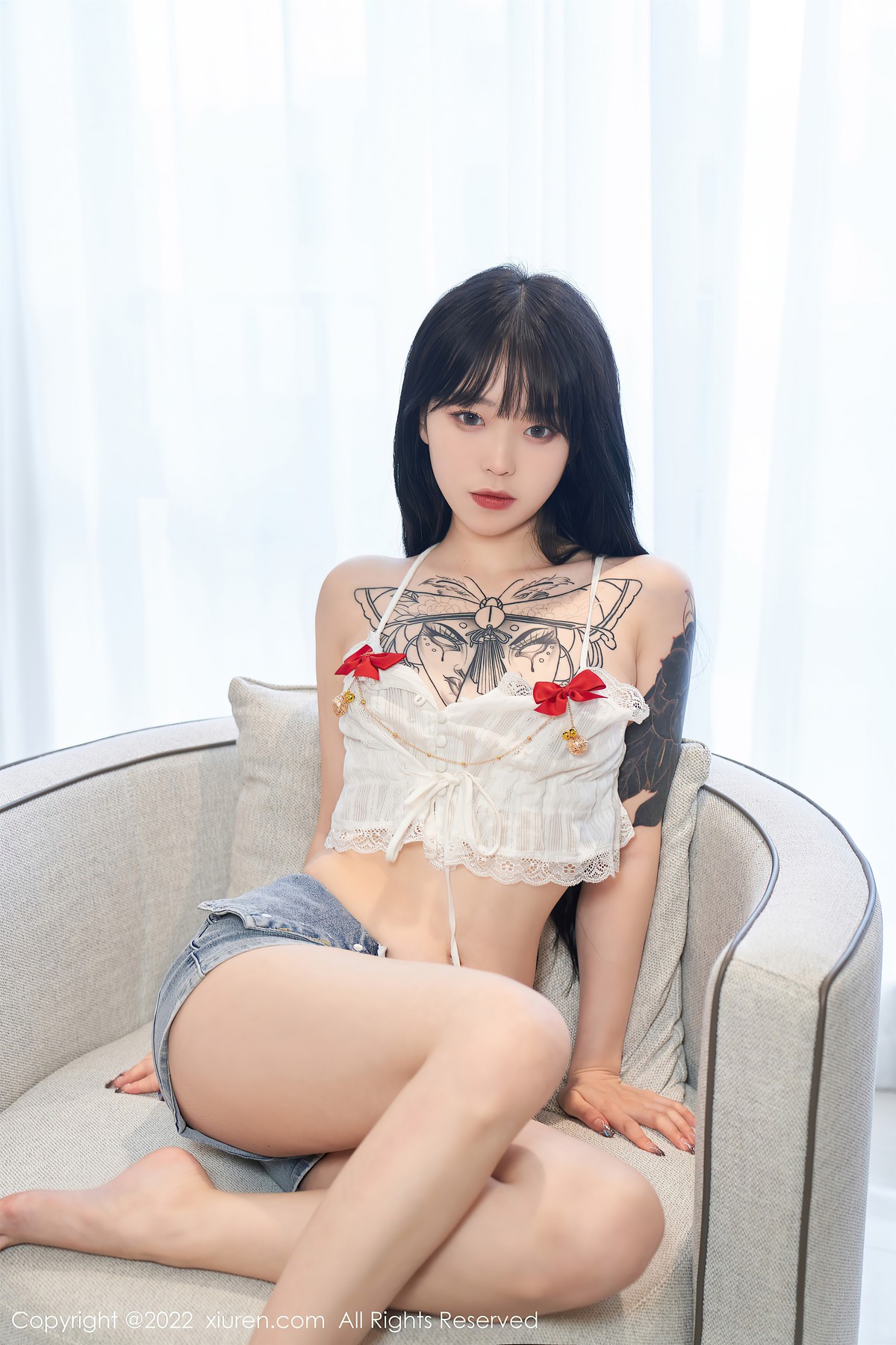 [XiuRen秀人网] No.5124 奶瓶